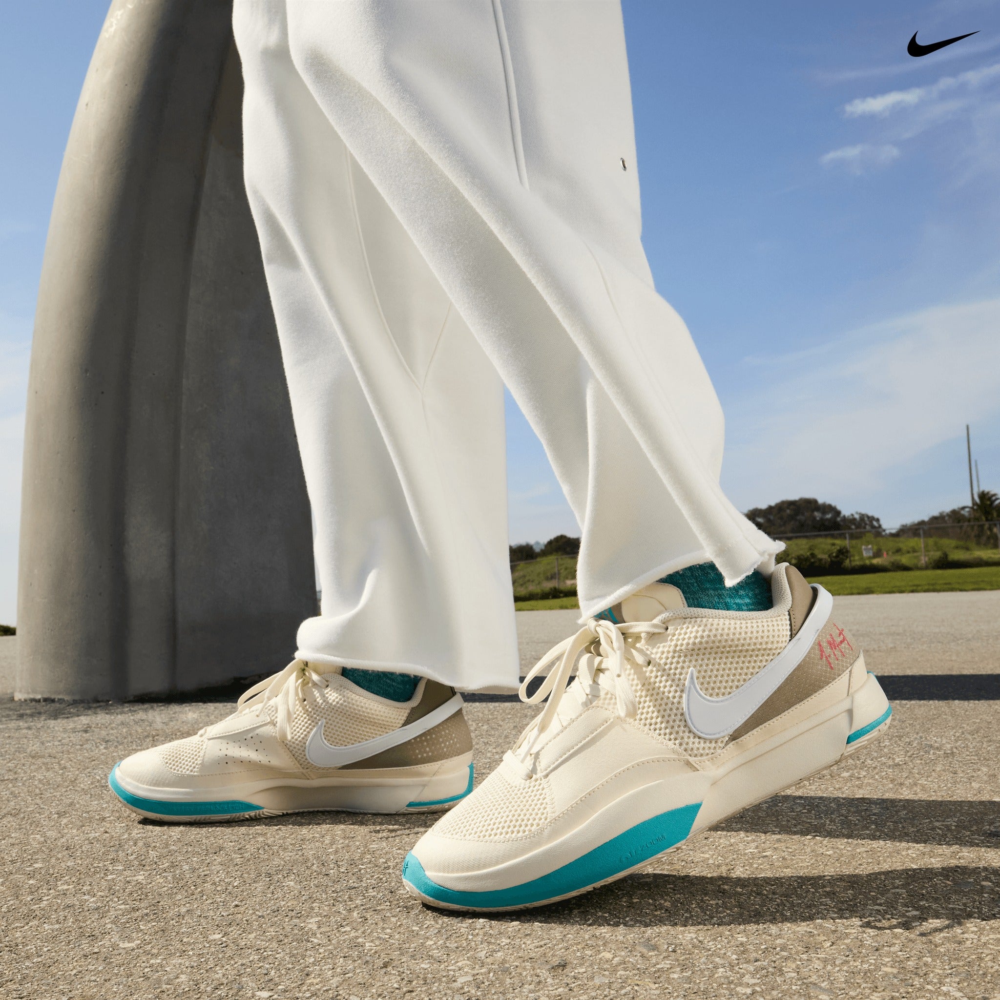 indoor basketball nike