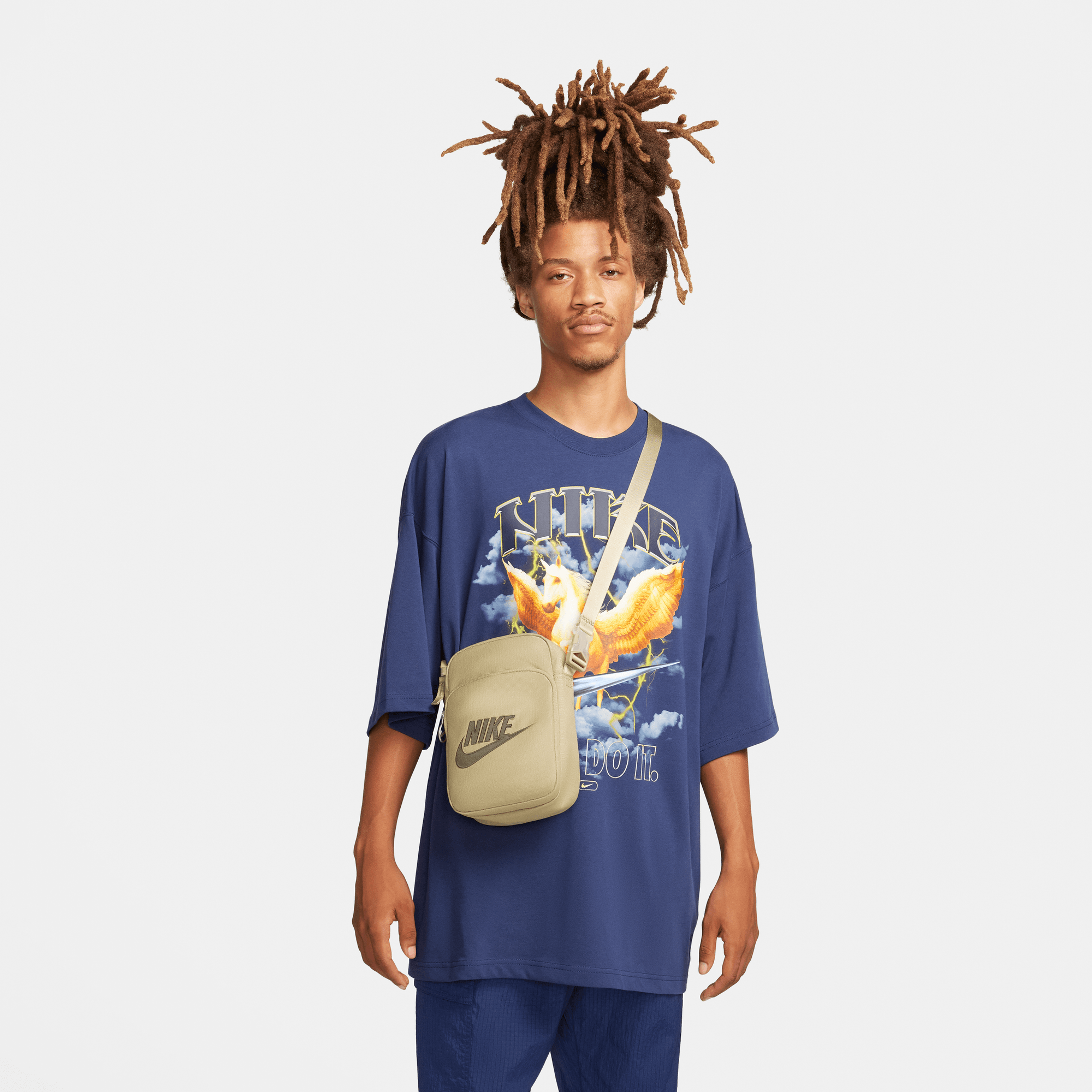 Nike sales sportswear olive