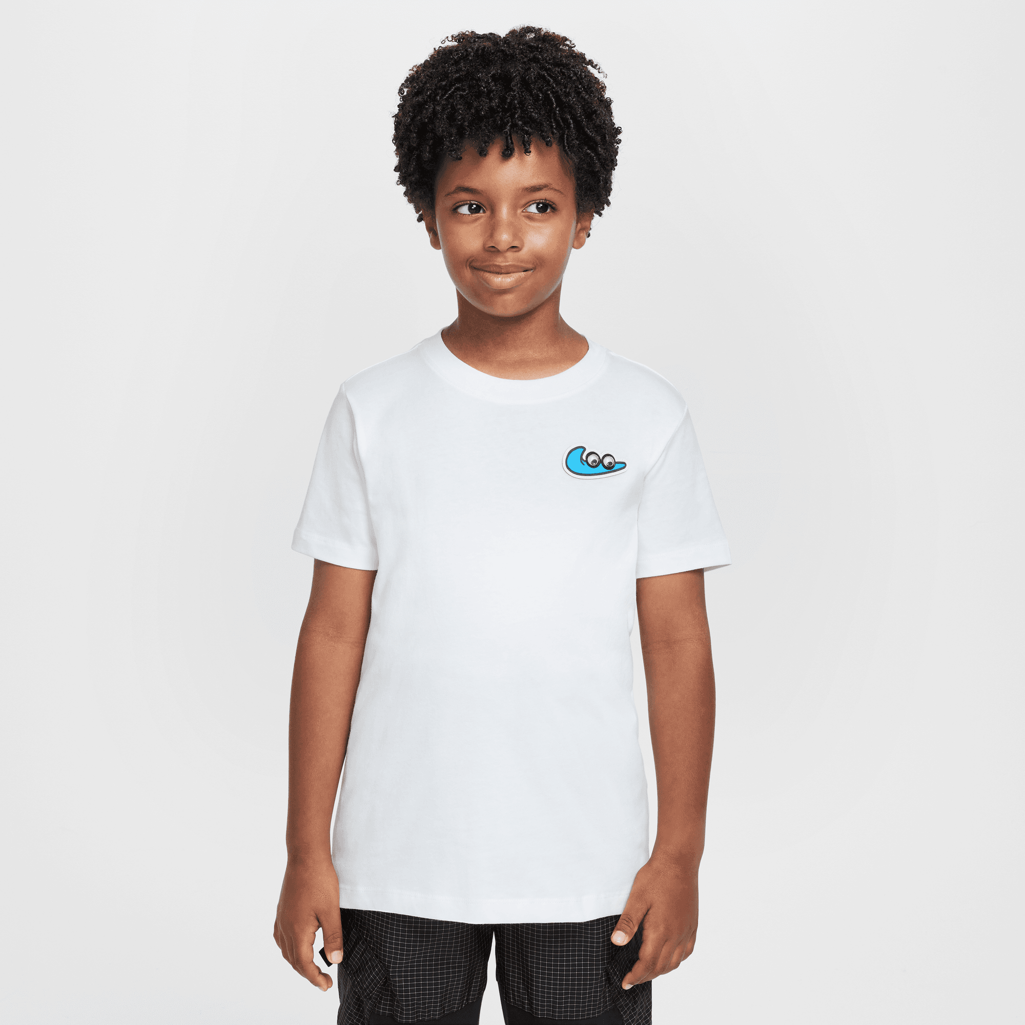 NIKE SPORTSWEAR BIG KIDS T SHIRT