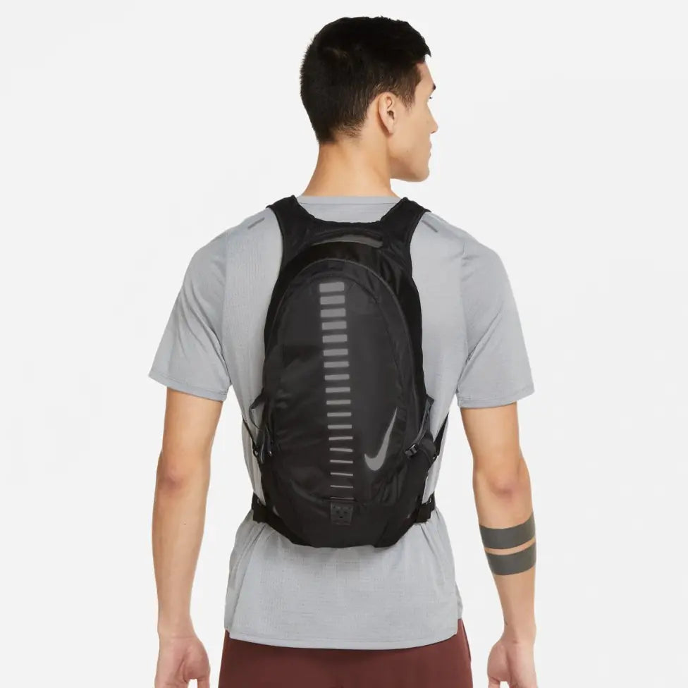 nike 15l backpack NIKE COMMUTER BACKPACK 15 L N.000.3567.045.NS – Park Access