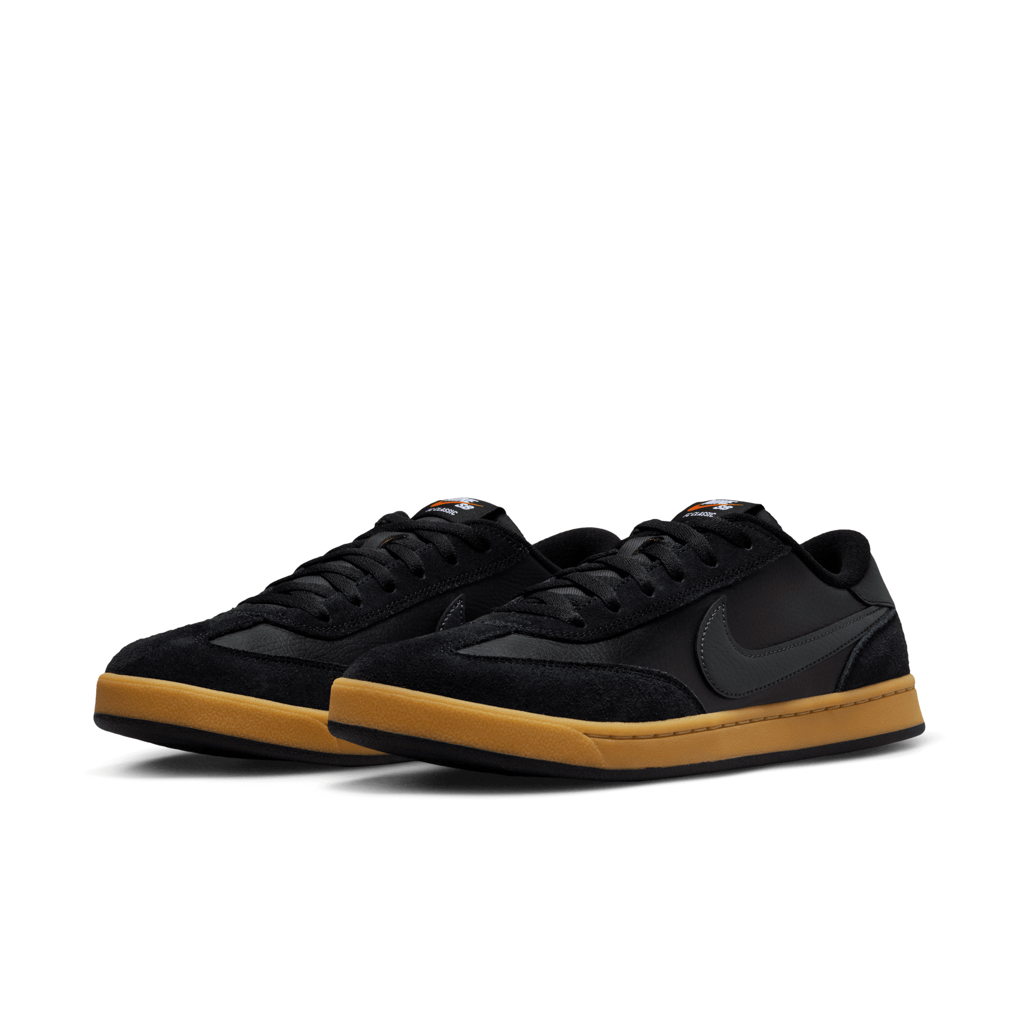 NIKE SB FC CLASSIC SKATE SHOES