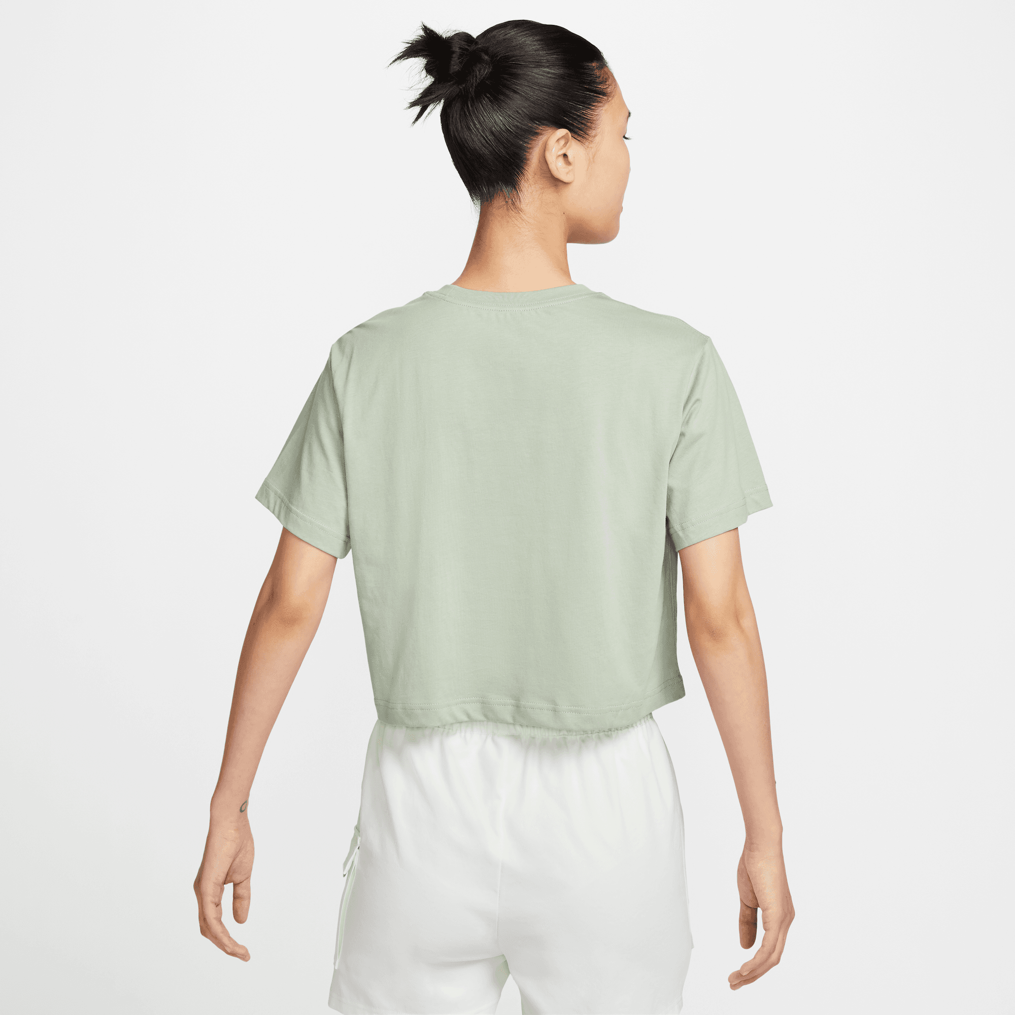 NIKE SPORTSWEAR ESSENTIAL WOMEN'S CROPPED T-SHIRT