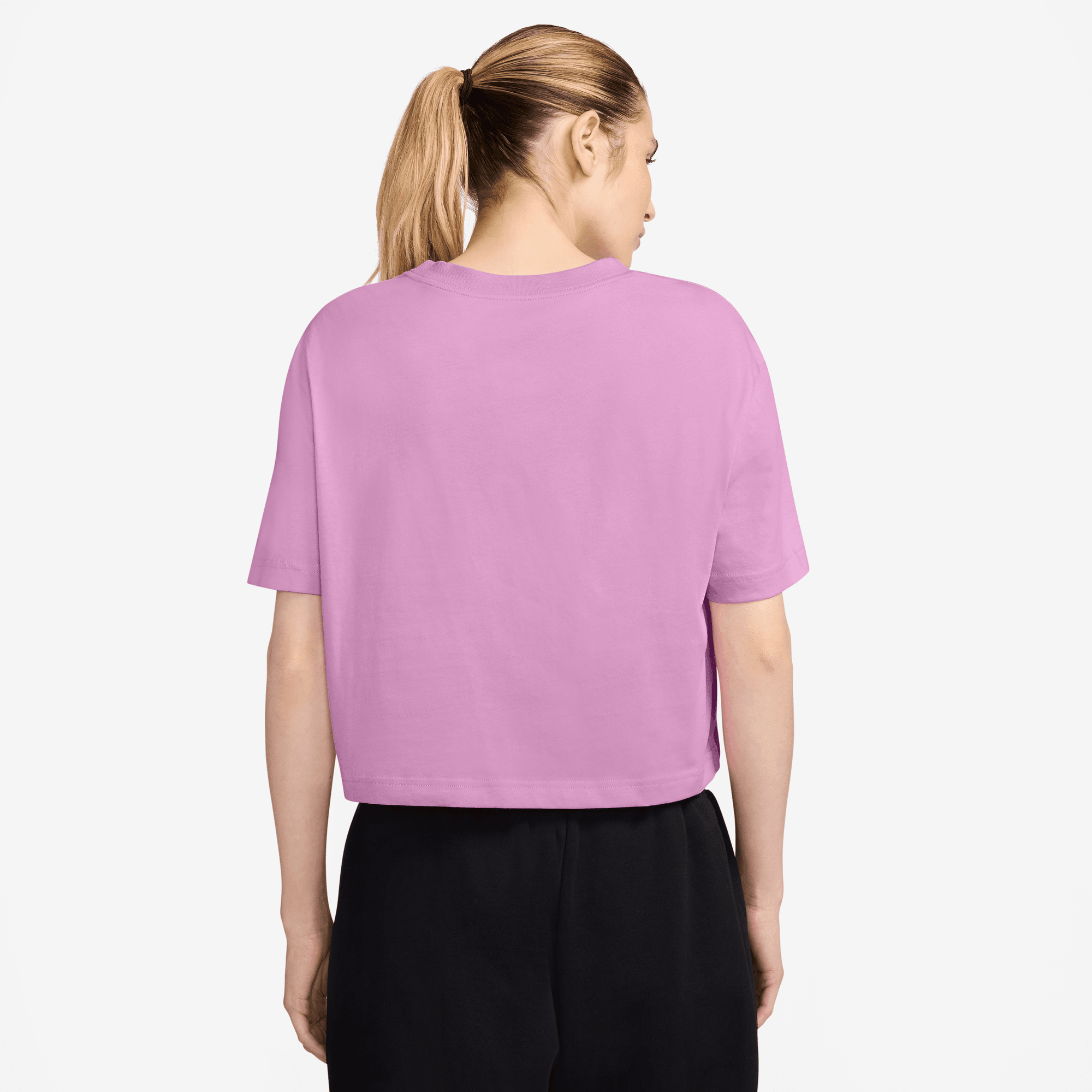 NIKE SPORTSWEAR ESSENTIAL WOMEN'S CROPPED T-SHIRT