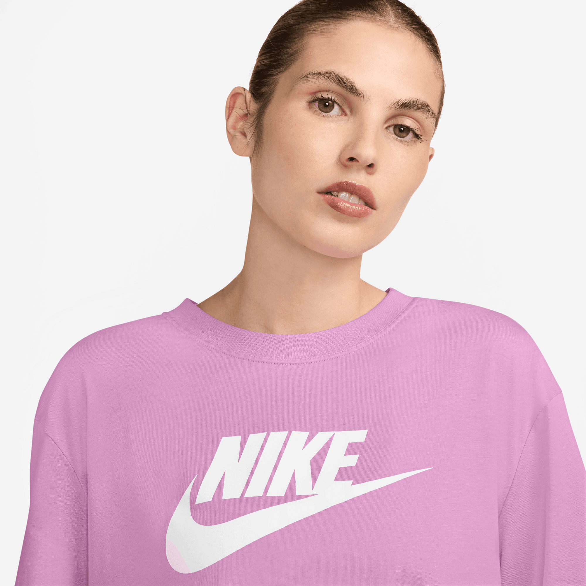 NIKE SPORTSWEAR ESSENTIAL WOMEN'S CROPPED T-SHIRT