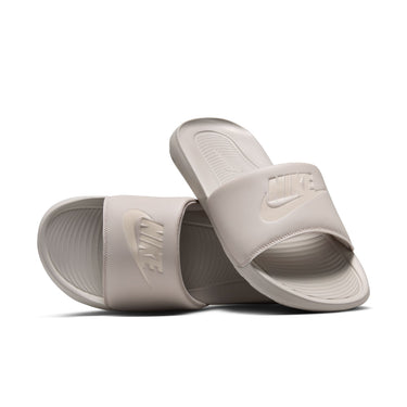NIKE VICTORI ONE MEN'S SLIDES