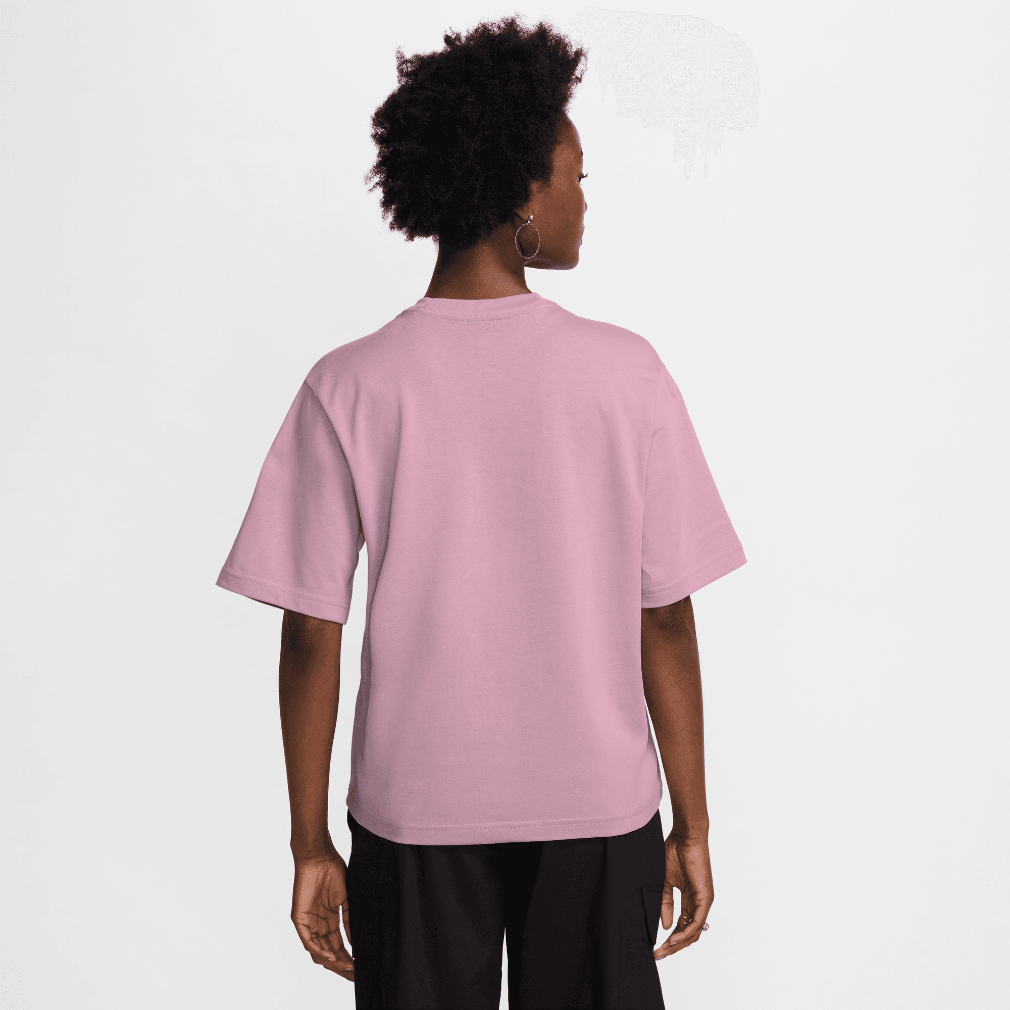 NIKE SPORTSWEAR ESSENTIAL WOMEN'S BOXY T-SHIRT