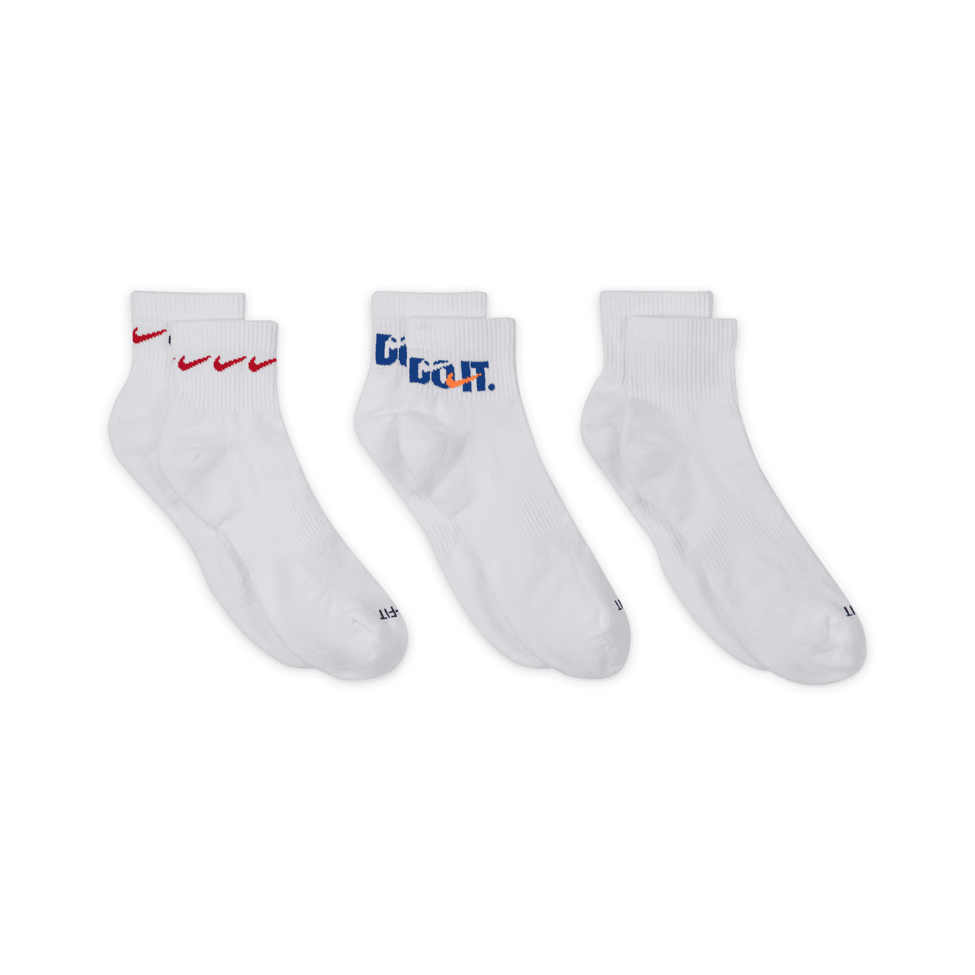 NIKE EVERYDAY PLUS CUSHIONED TRANING ANKLE SOCKS (3 PAIRS)