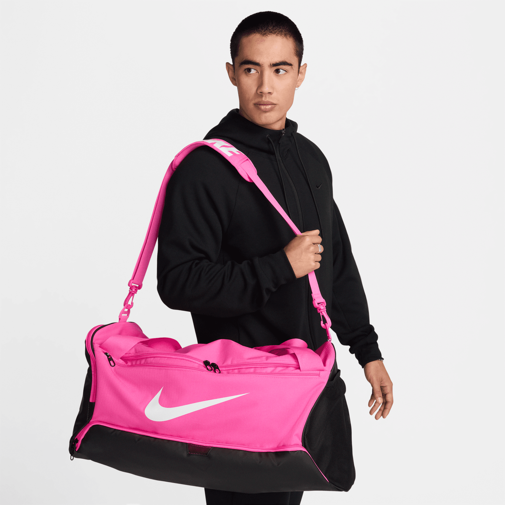 Nike duffel bag medium size sales