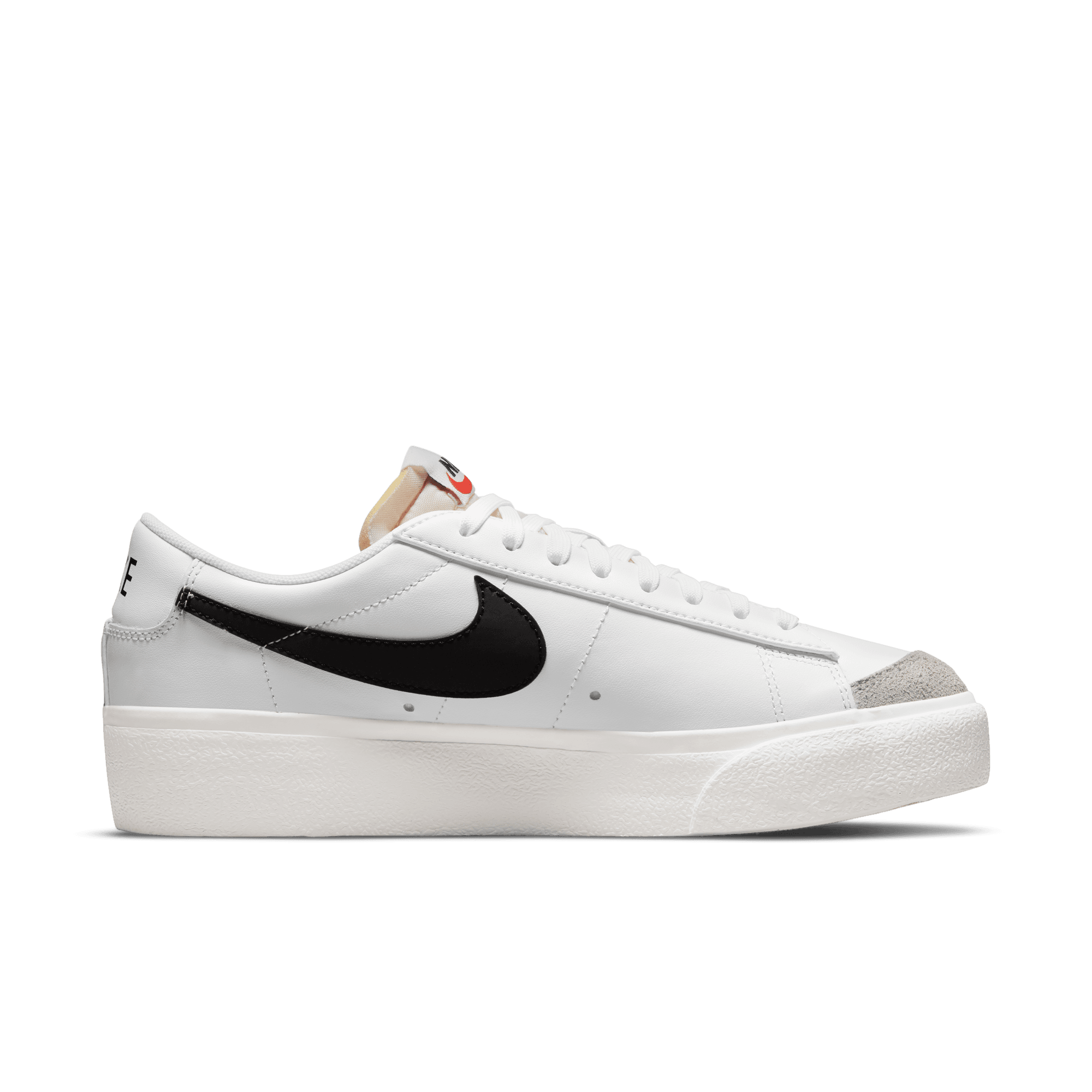 NIKE BLAZER LOW PLATFORM WOMEN'S SHOES