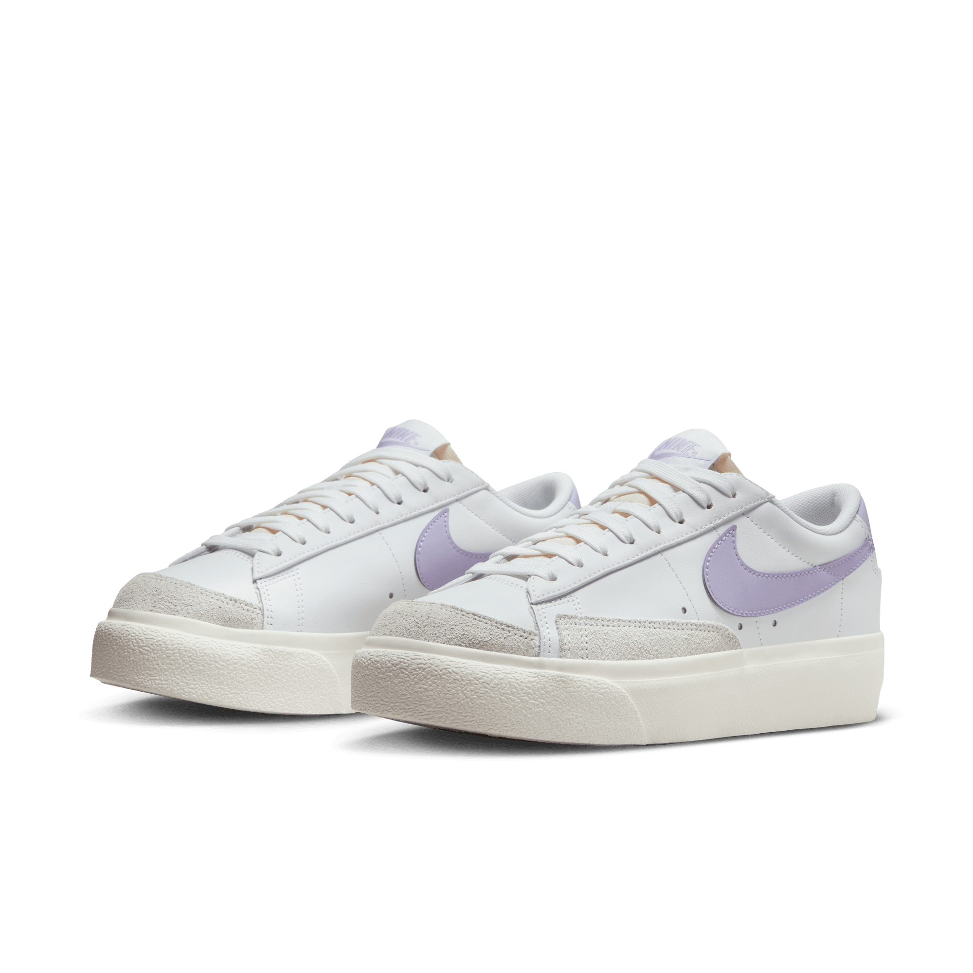 NIKE BLAZER LOW PLATFORM WOMEN'S SHOES