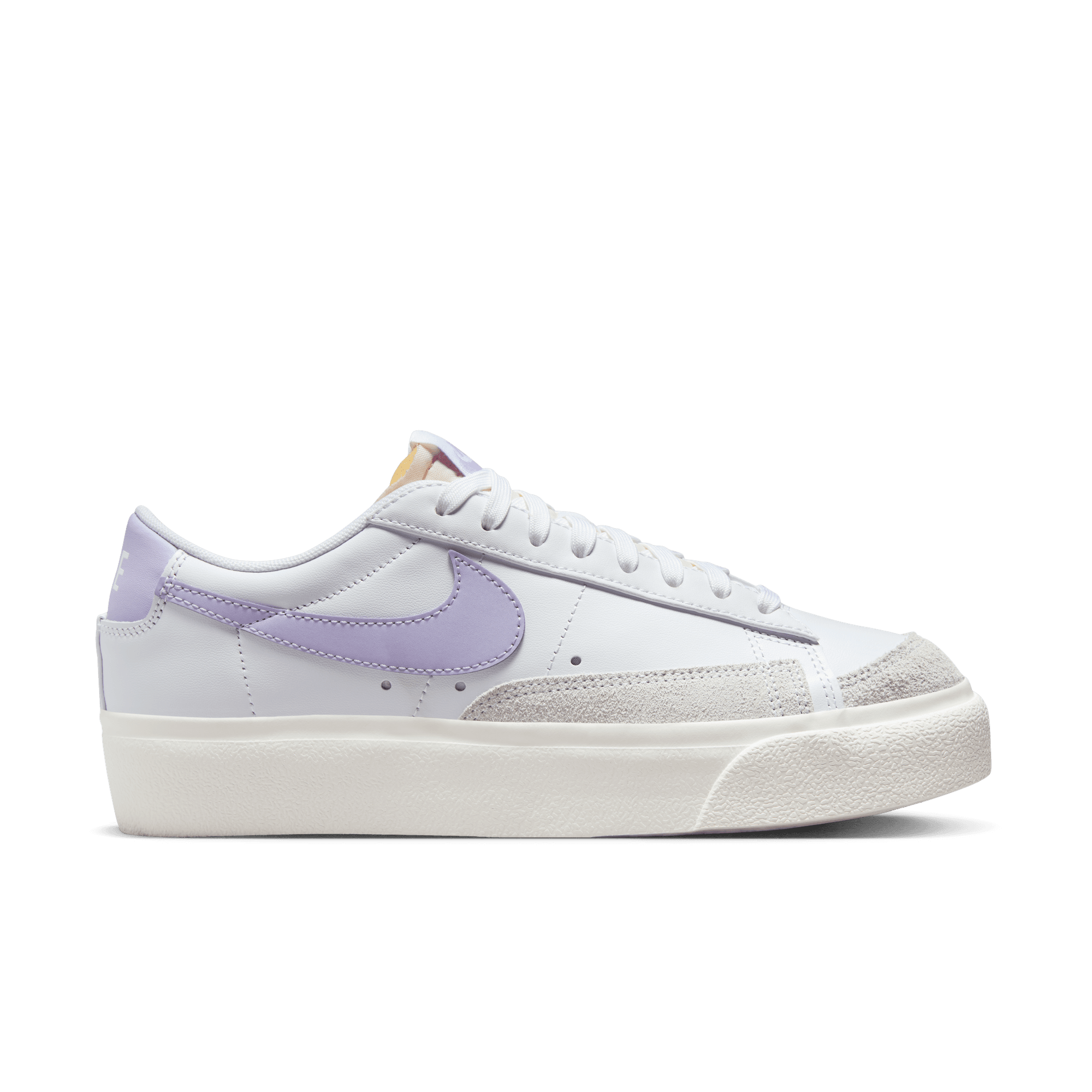 NIKE BLAZER LOW PLATFORM WOMEN'S SHOES