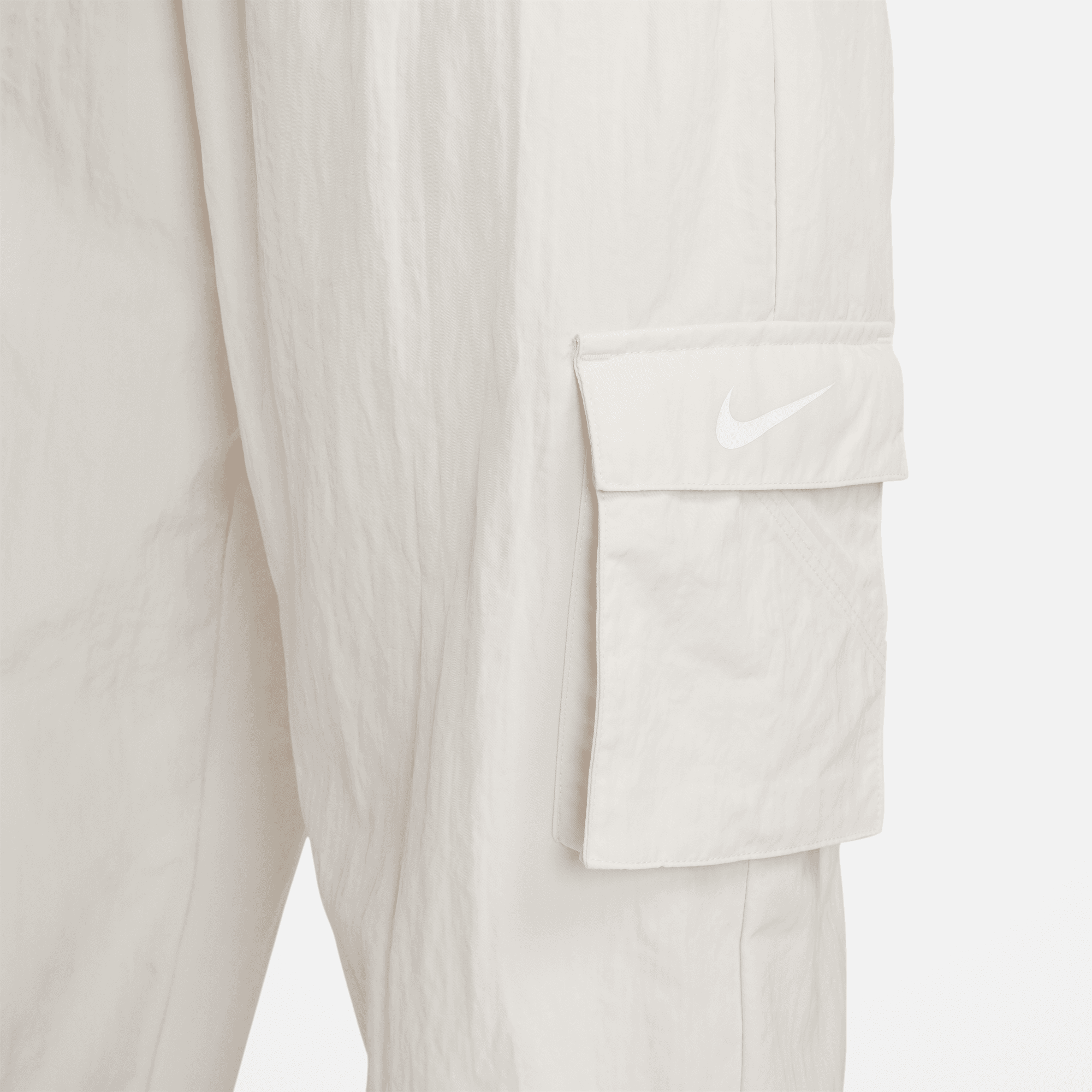 NIKE SPORTSWEAR ESSENTIAL WOMEN'S HIGH-RISE WOVEN CARGO PANTS LT ...