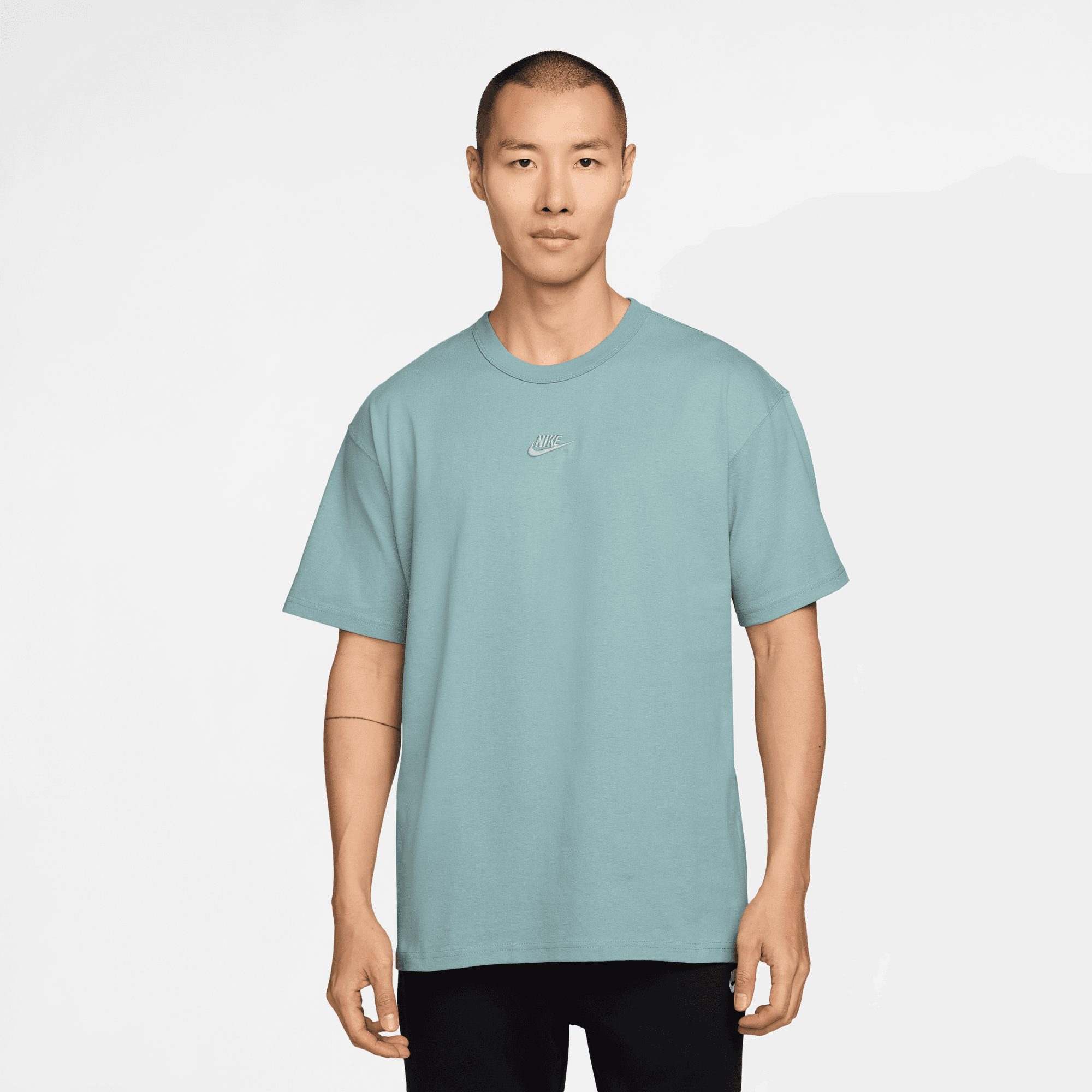 NIKE SPORTSWEAR PREMIUM ESSENTIALS MEN'S T-SHIRT
