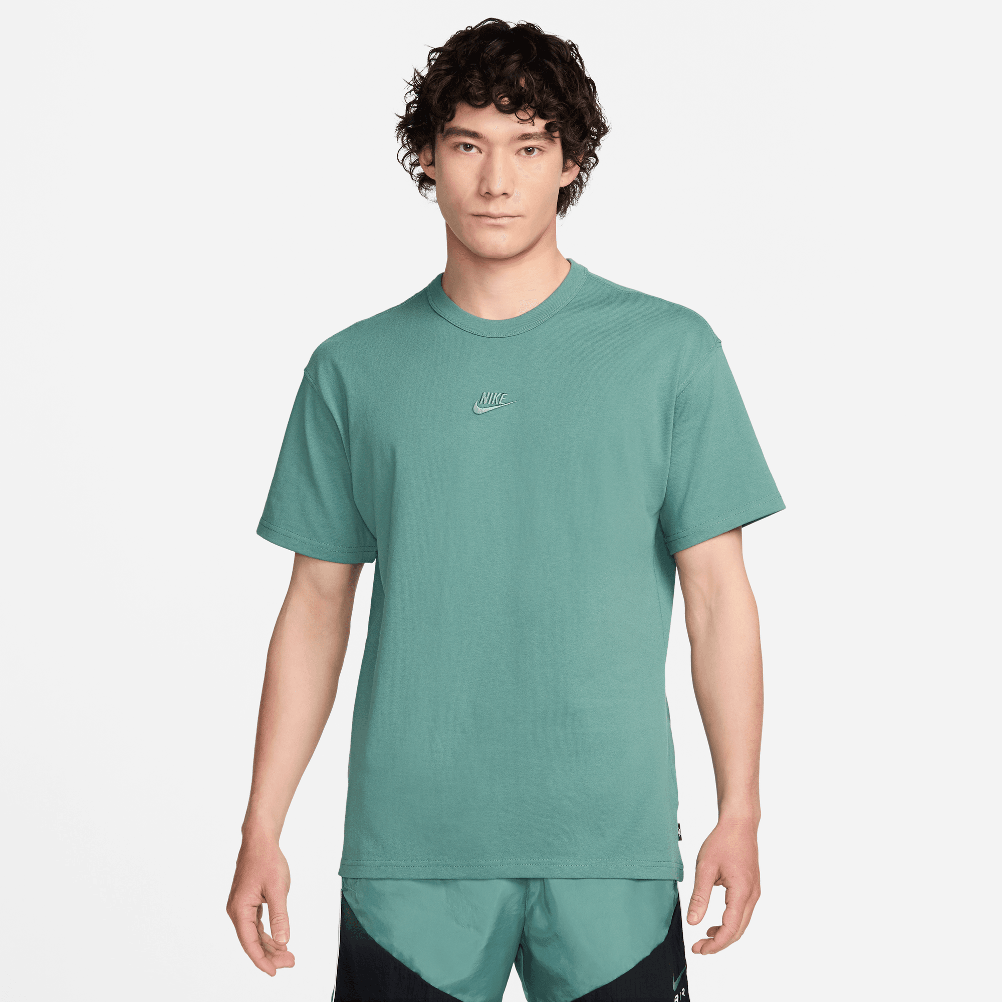 NIKE SPORTSWEAR PREMIUM ESSENTIALS MEN'S T-SHIRT