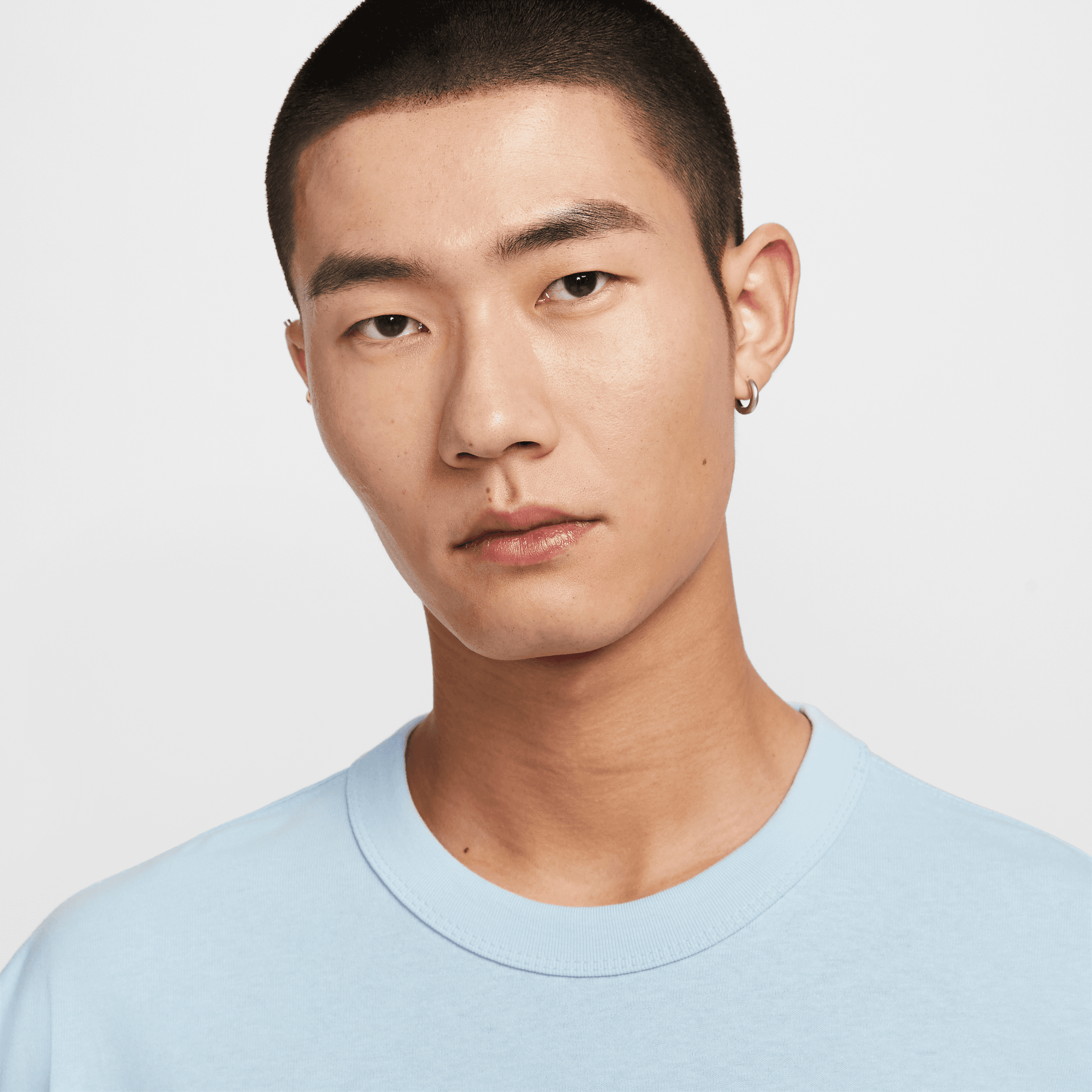 NIKE SPORTSWEAR PREMIUM ESSENTIALS MEN'S T-SHIRT