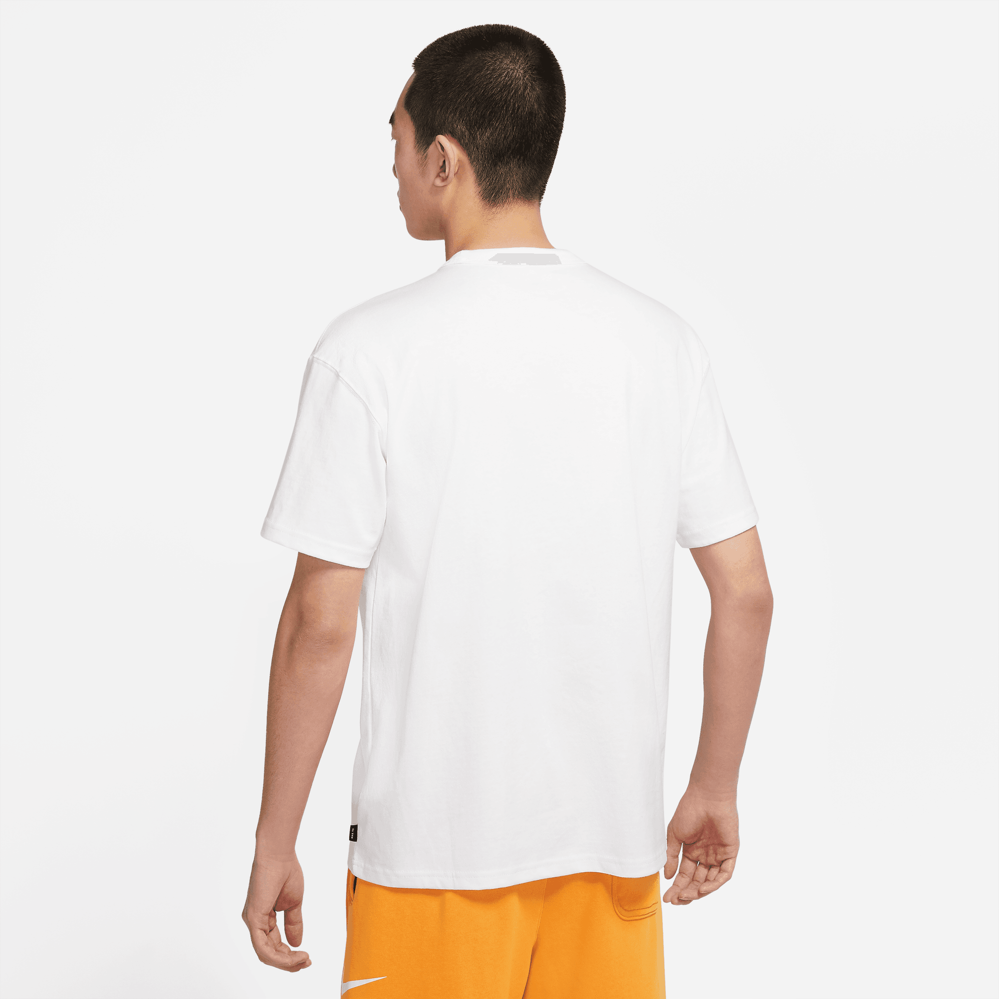 NIKE SPORTSWEAR PREMIUM ESSENTIALS MEN'S POCKET T-SHIRT