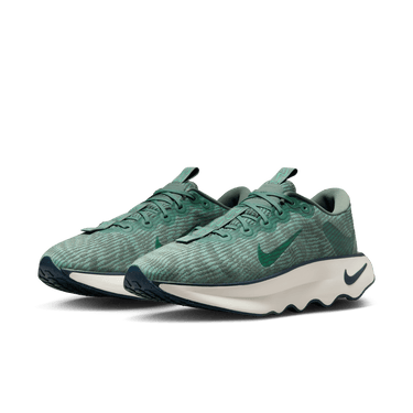 NIKE MOTIVA MEN'S WALKING SHOES