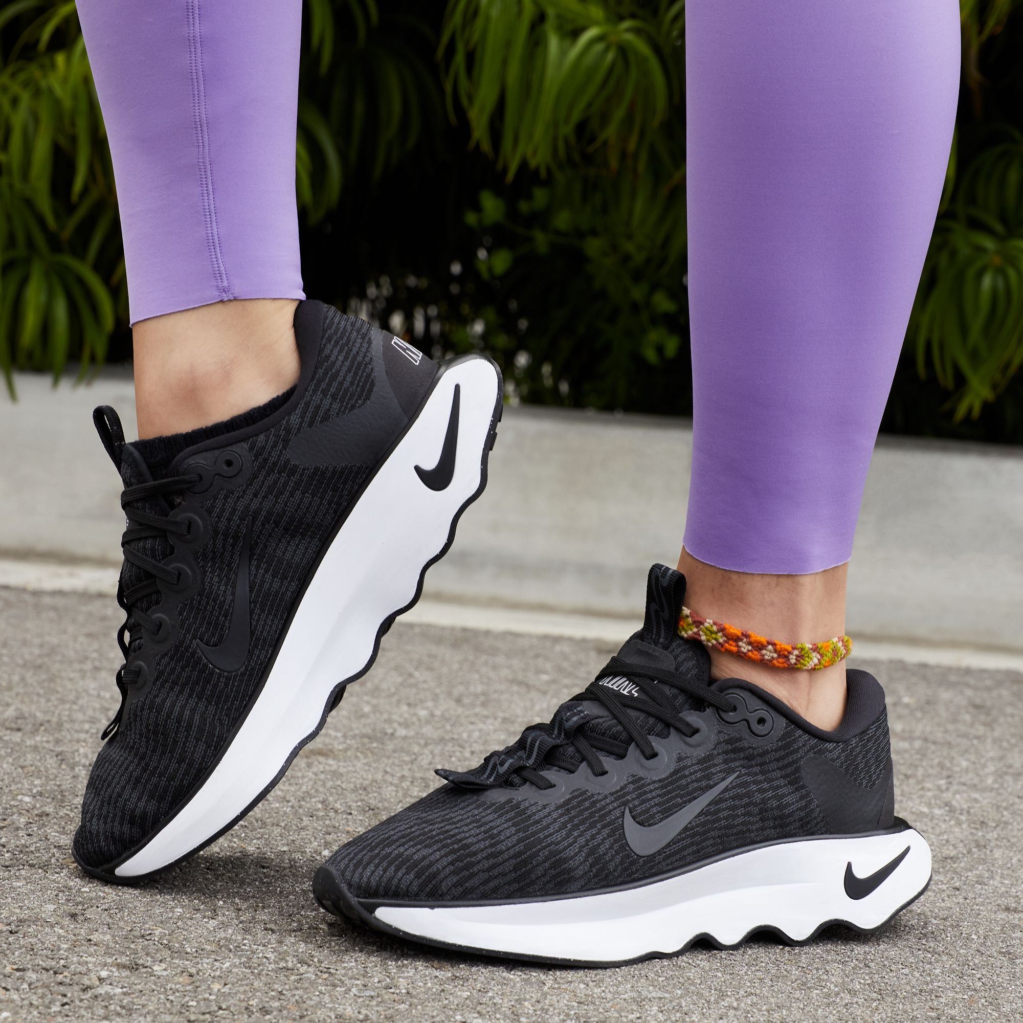 Nike air best sale walking shoes womens