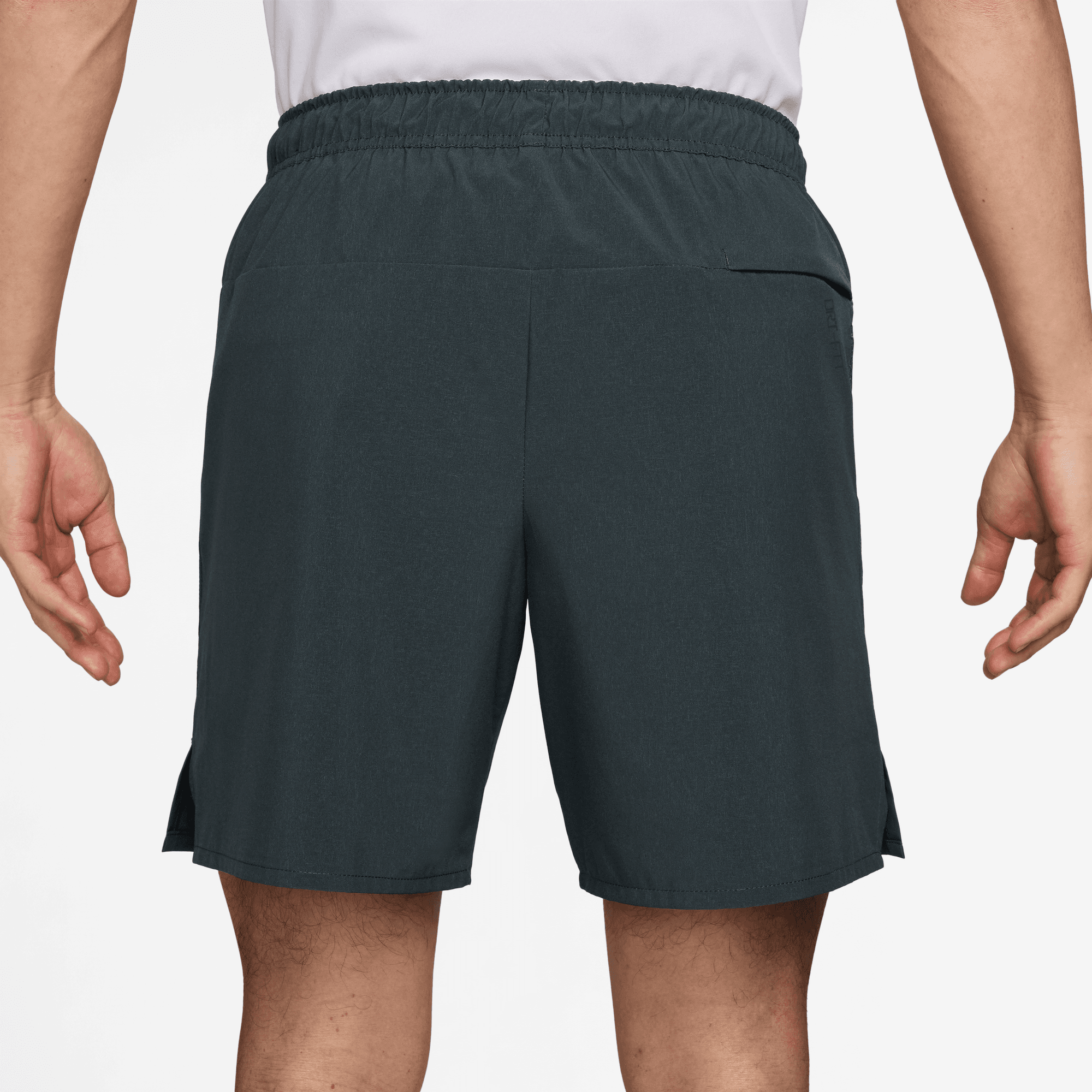 NIKE UNLIMITED MEN'S DRI-FIT 7" UNLINED VERSATILE SHORTS