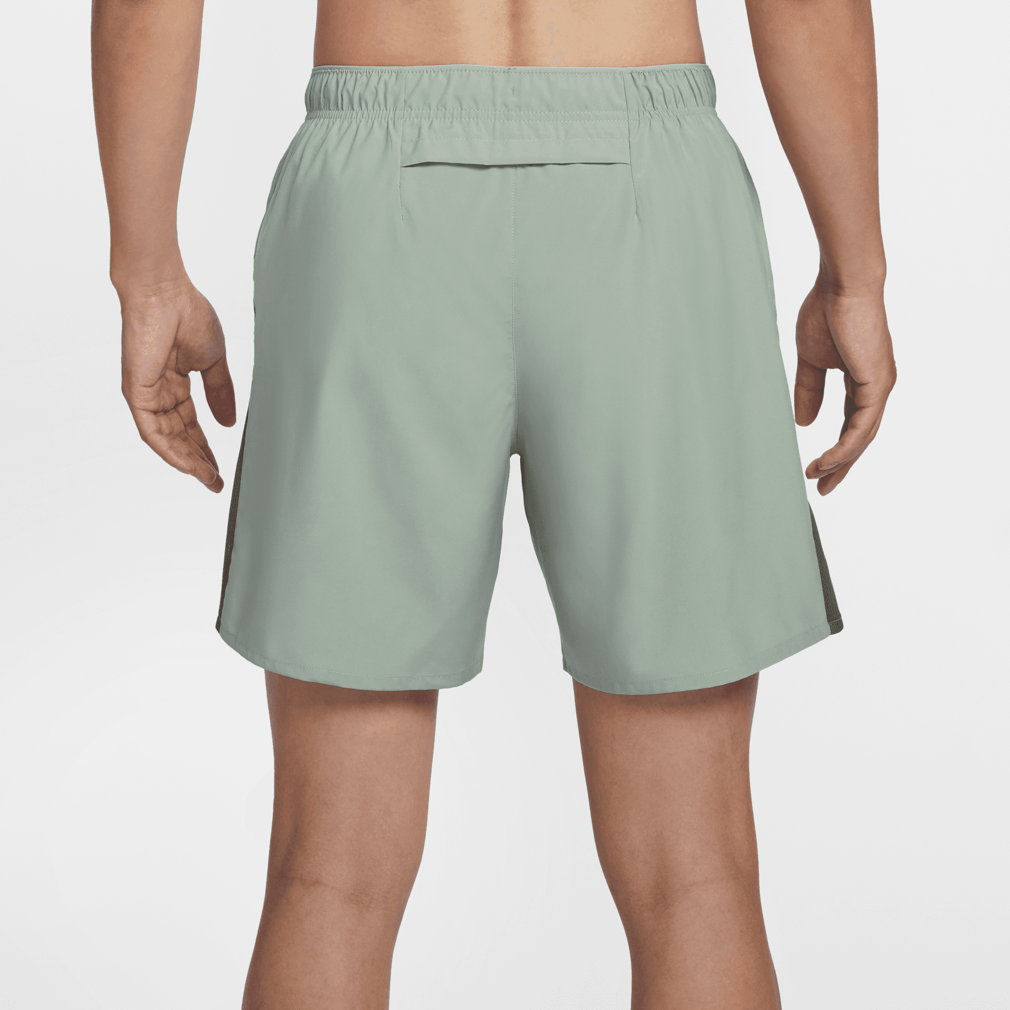 NIKE DRI-FIT CHALLENGER MEN'S 7" UNLINED VERSATILE SHORTS