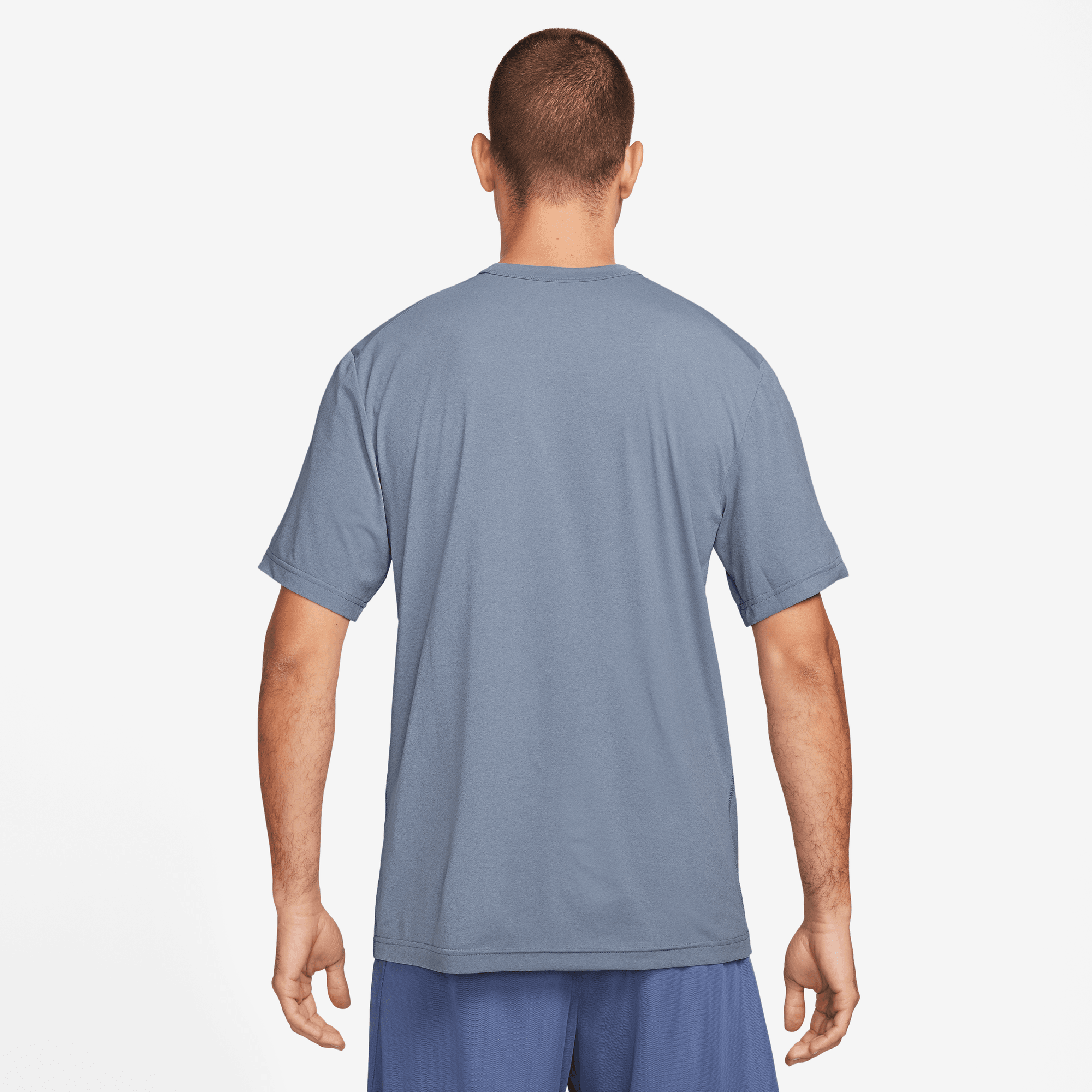 NIKE DRI-FIT UV HYVERSE MEN'S SHORT-SLEEVE FITNESS TOP