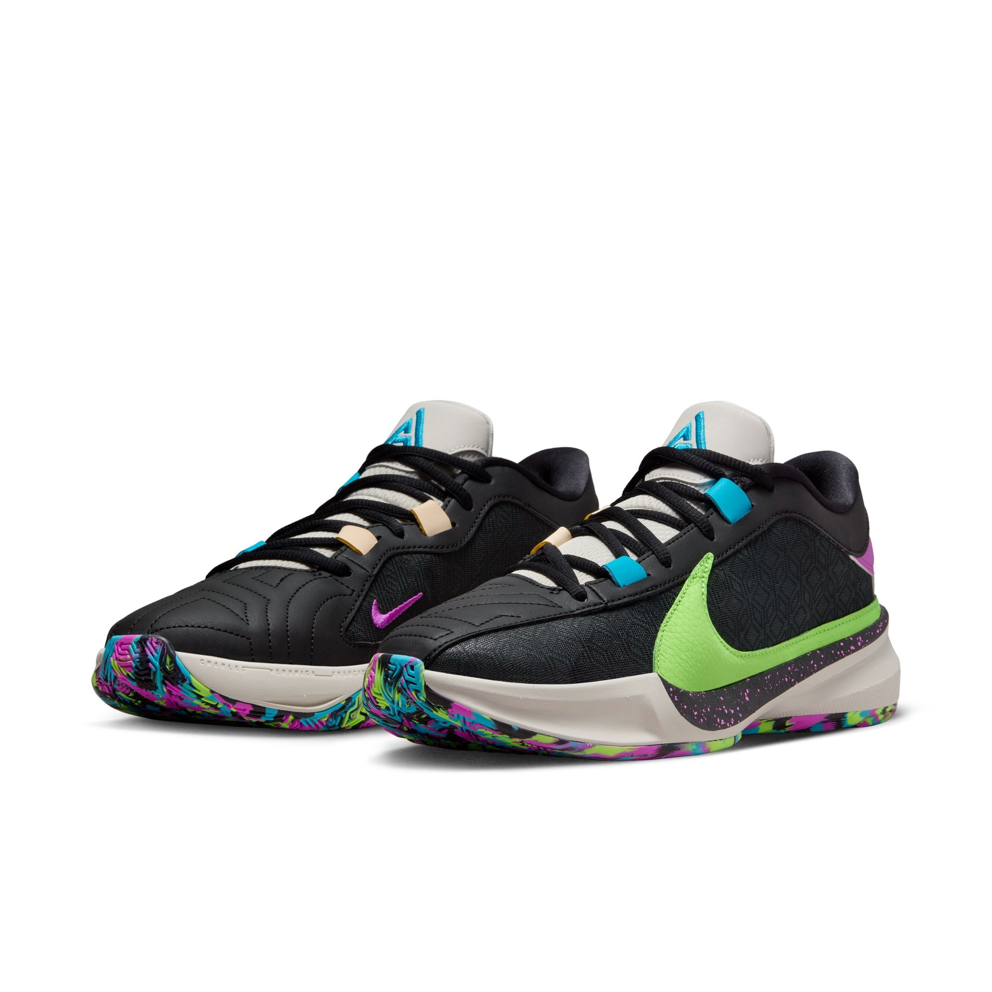 FREAK 5  EP BASKETBALL SHOES
