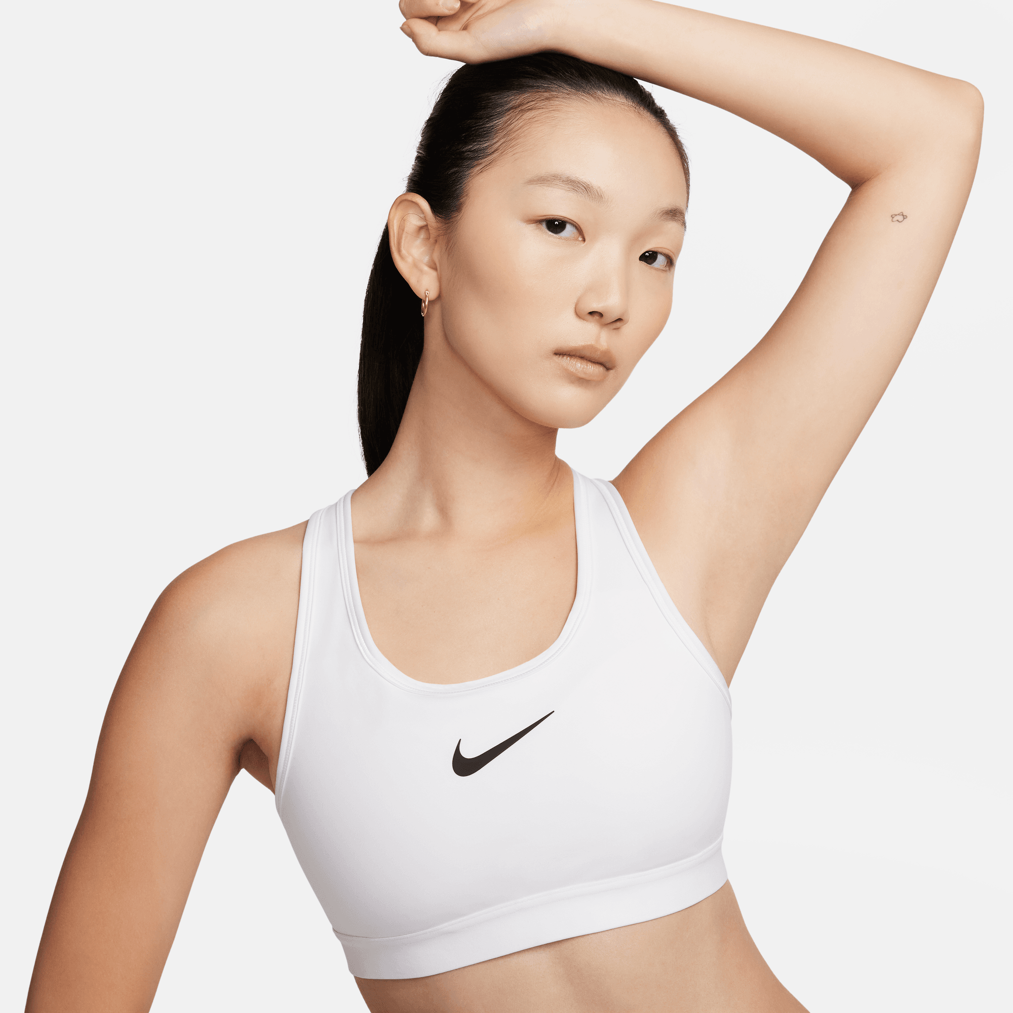 Nike Women's Swoosh High Support Sports Bra - White – Merchant of