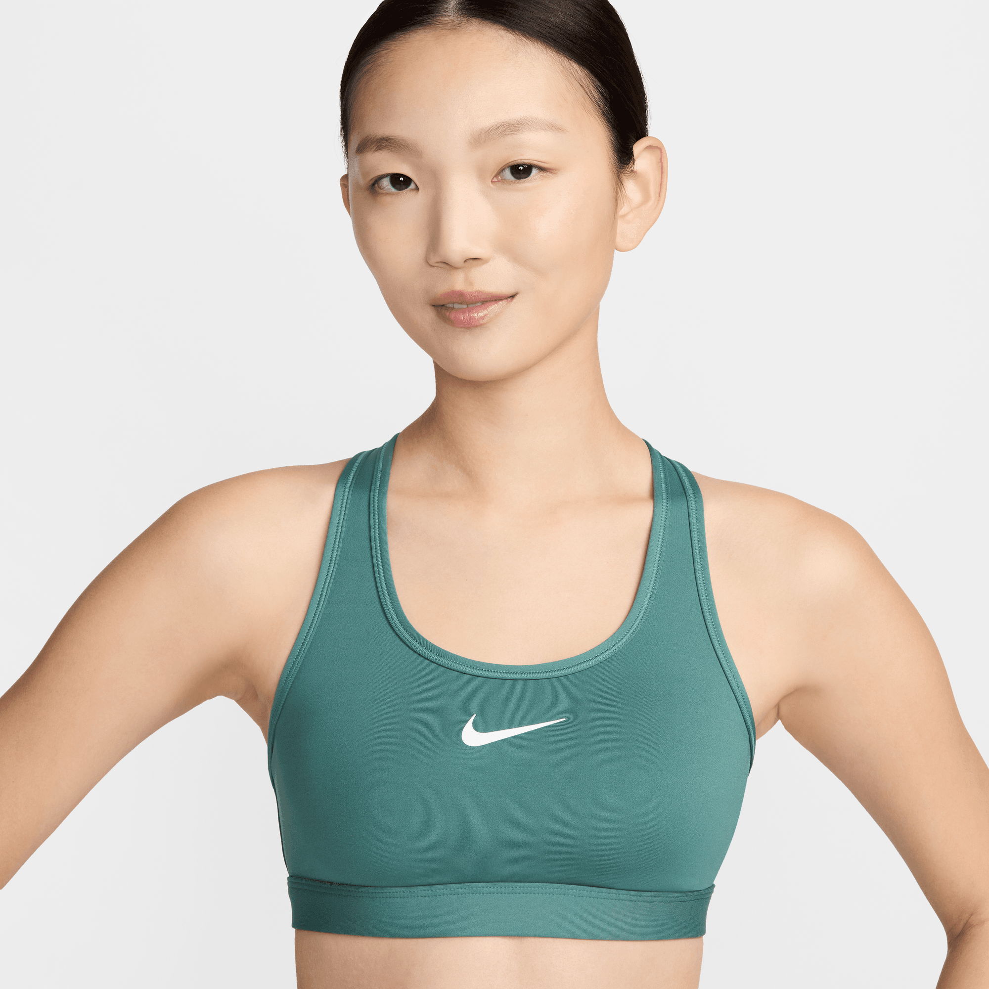 NIKE SWOOSH MEDIUM SUPPORT WOMENS PADDED SPORTS BRA