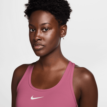 NIKE SWOOSH MEDIUM SUPPORT WOMEN'S PADDED SPORTS BRA
