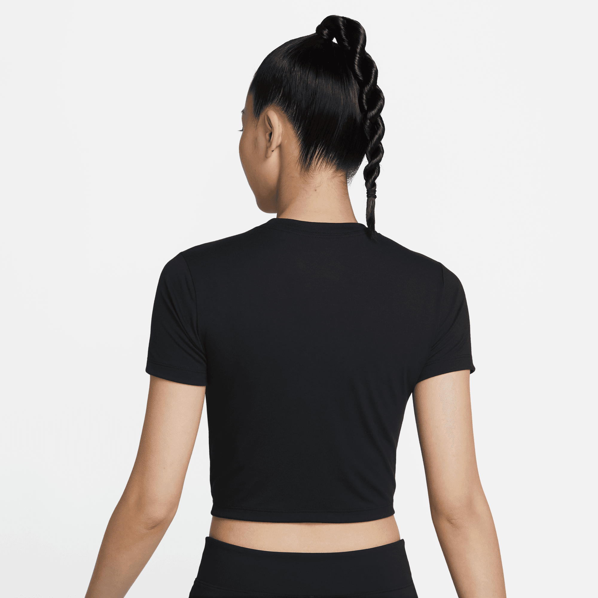 Sportswear slim sales fit crop top