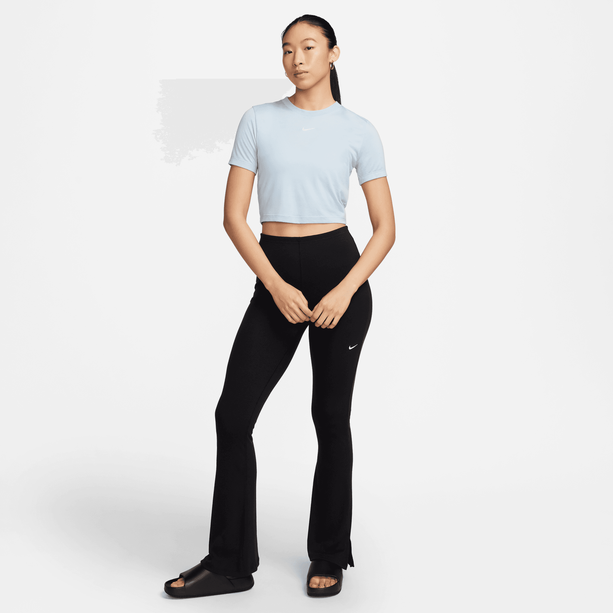 Sportswear slim fit crop top sales
