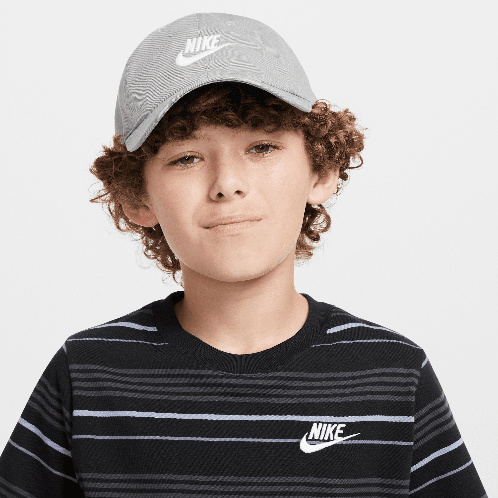 NIKE CLUB KIDS' UNSTRUCTURED FUTURA WASH CAP