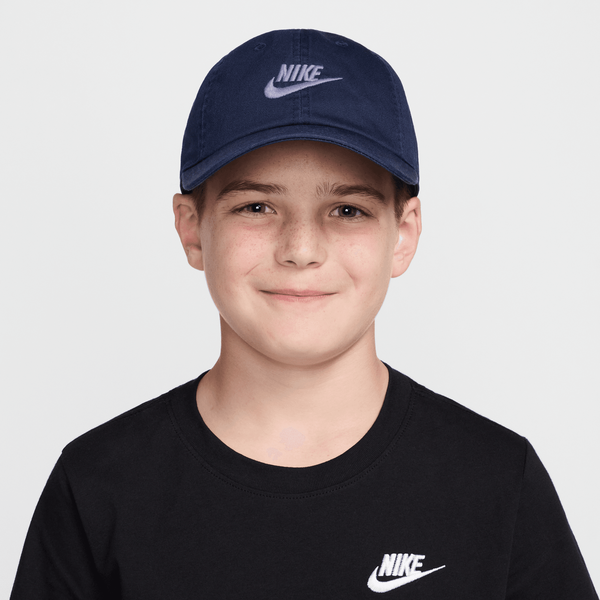 NIKE CLUB KIDS' UNSTRUCTURED FUTURA WASH CAP