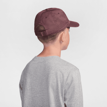 NIKE CLUB KIDS' UNSTRUCTURED FUTURA WASH CAP