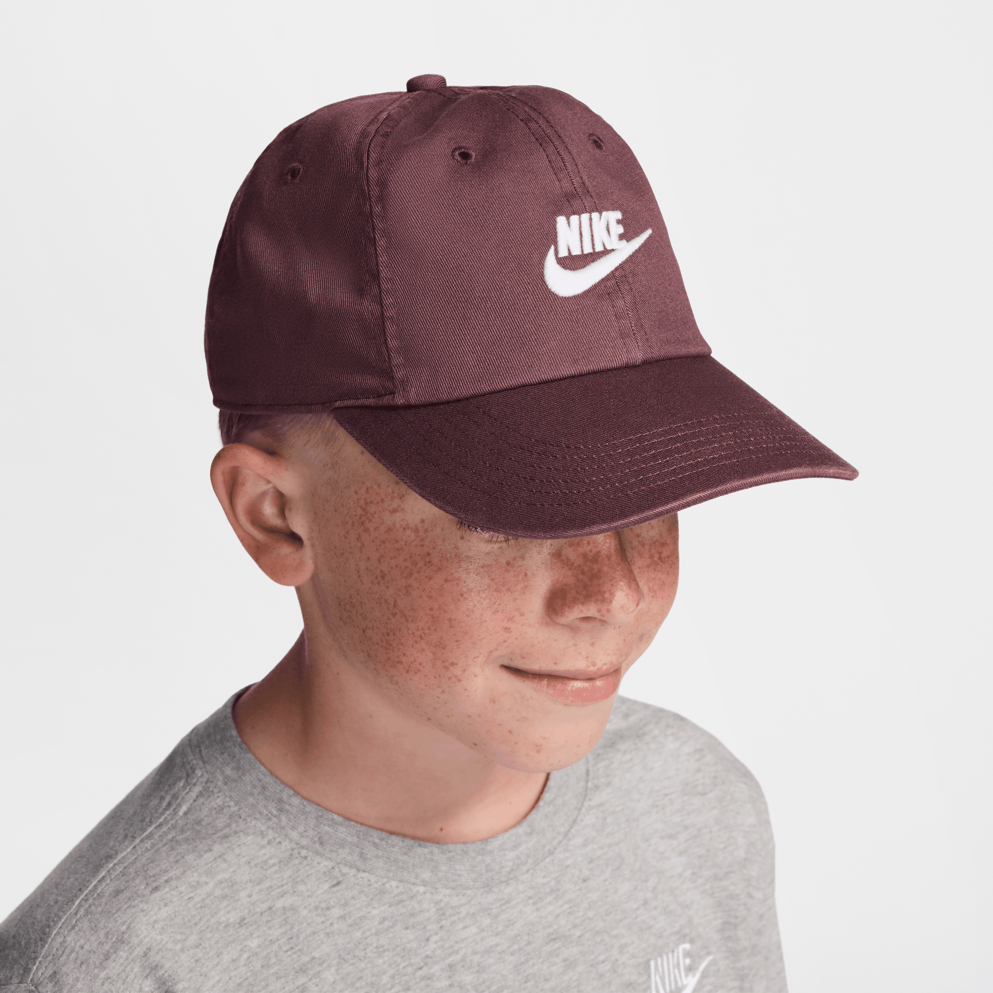 NIKE CLUB KIDS' UNSTRUCTURED FUTURA WASH CAP