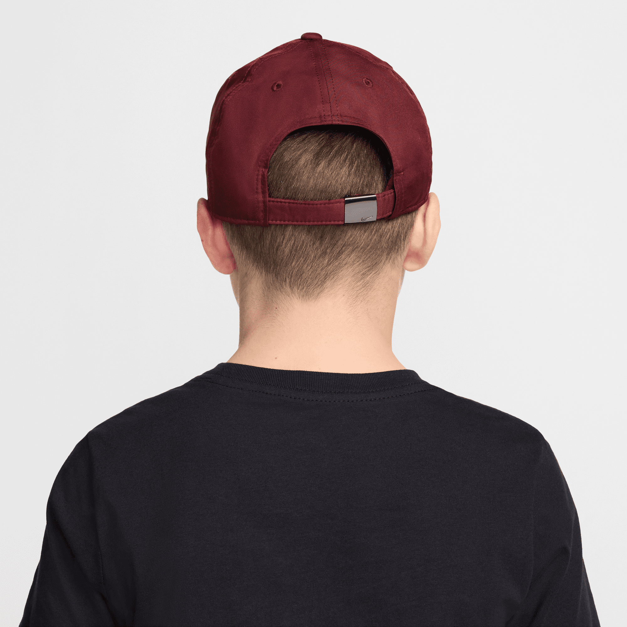 NIKE DRI-FIT CLUB KIDS' UNSTRUCTURED METAL SWOOSH CAP