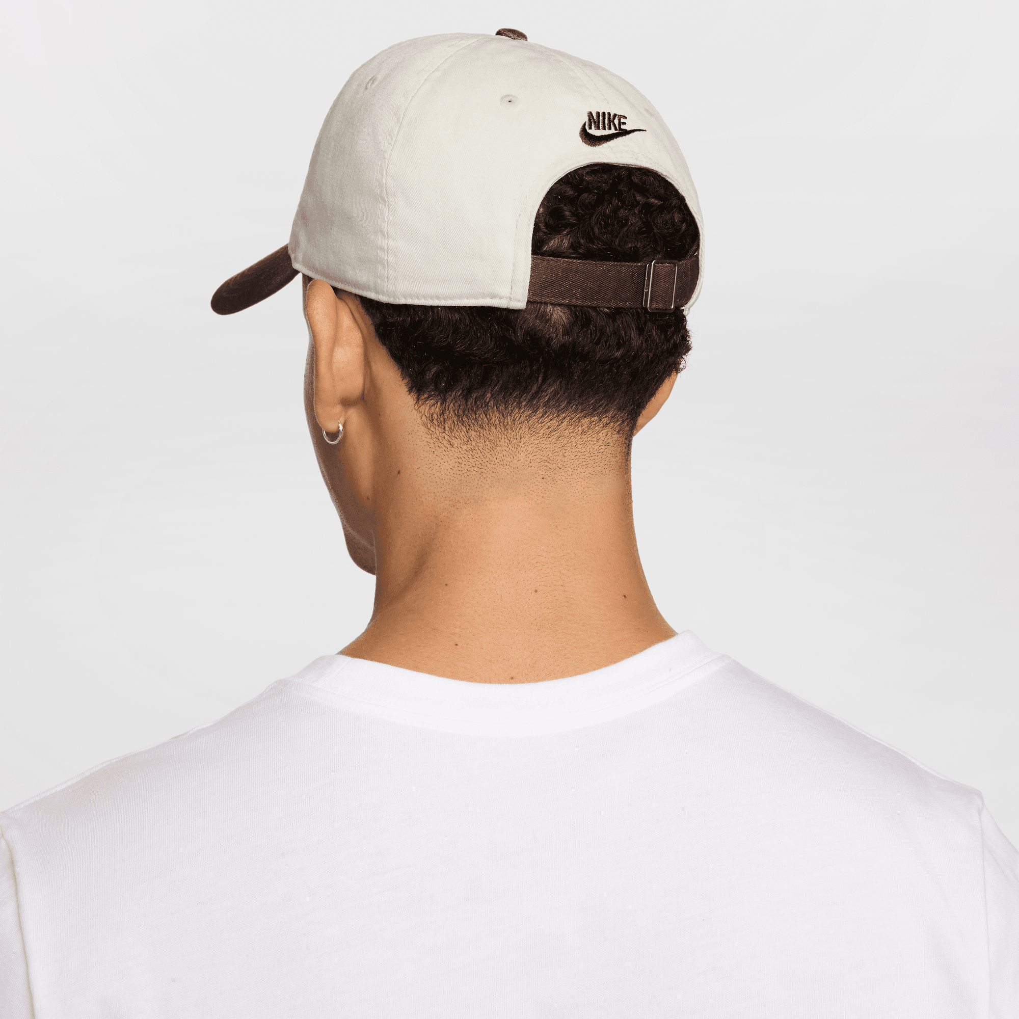 NIKE CLUB UNSTRUCTURED JDI CAP