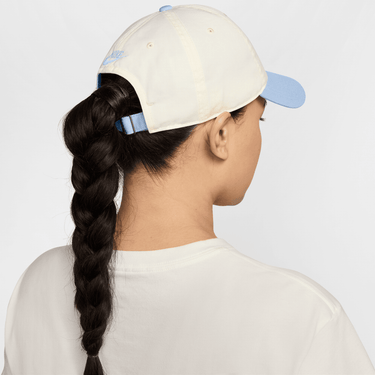 NIKE CLUB UNSTRUCTURED JDI CAP