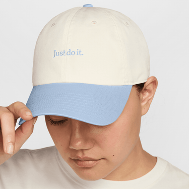 NIKE CLUB UNSTRUCTURED JDI CAP