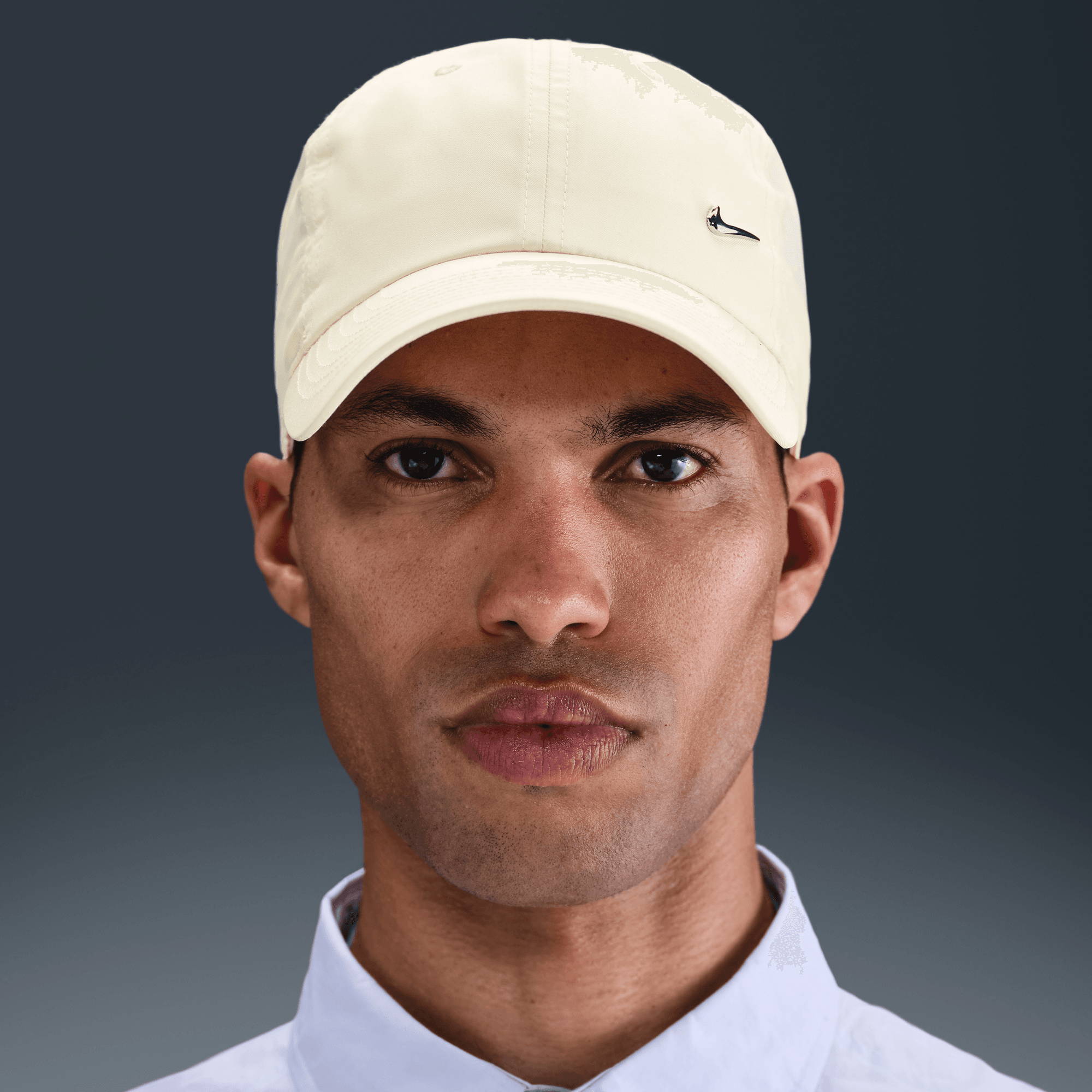 NIKE DRI-FIT CLUB UNSTRUCTURED METAL SWOOSH CAP