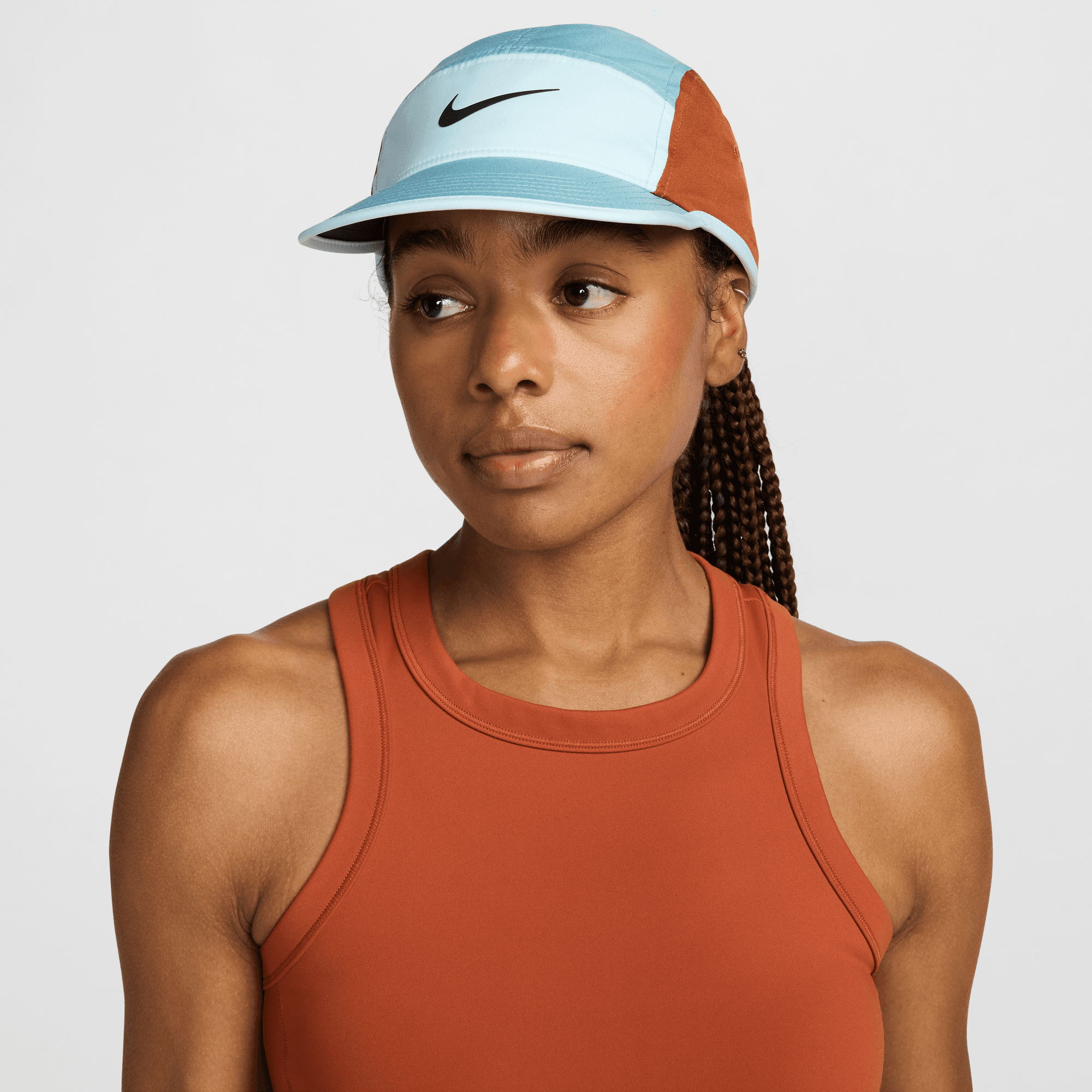 NIKE DRI-FIT FLY UNSTRUCTURED SWOOSH CAP