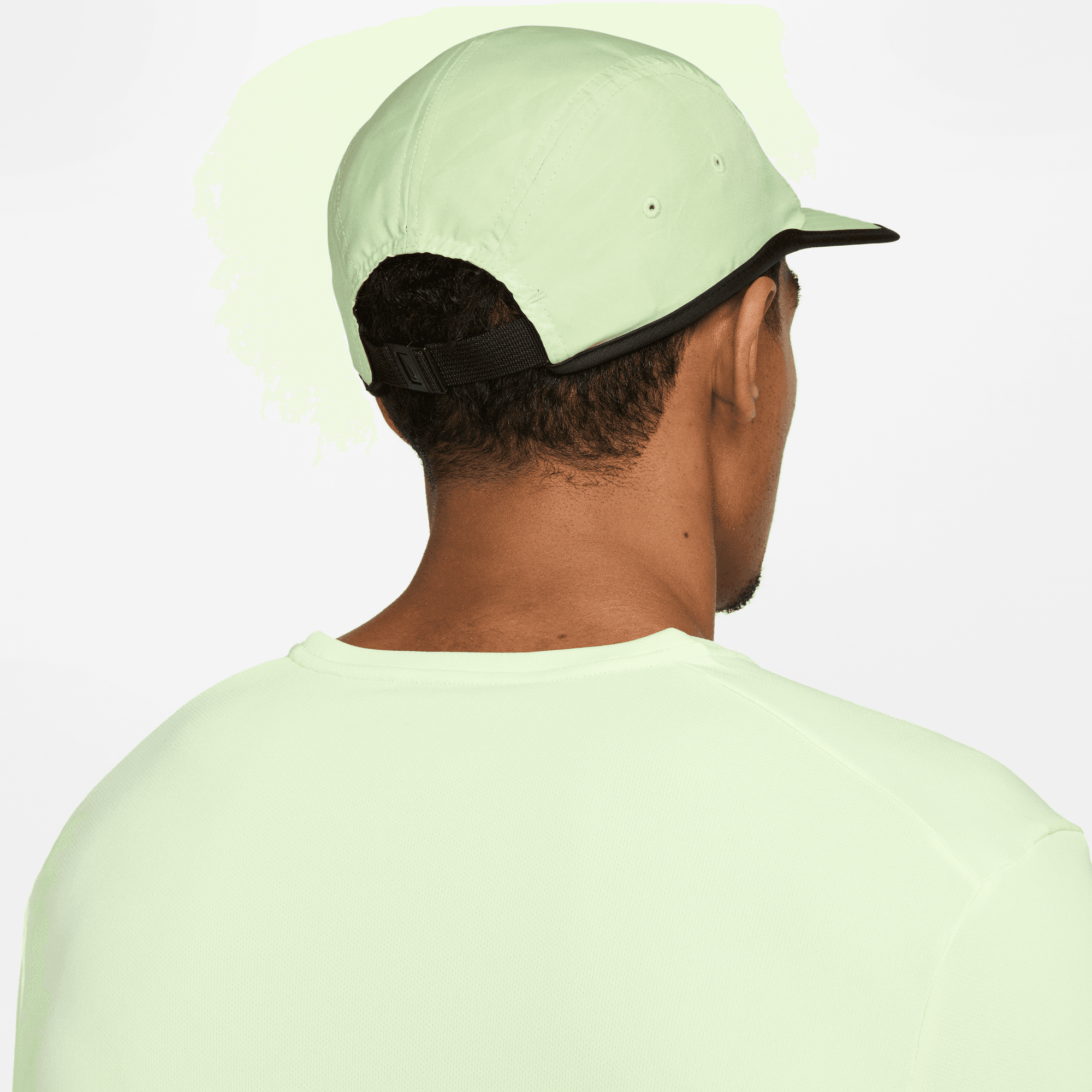 NIKE DRI-FIT FLY UNSTRUCTURED SWOOSH CAP