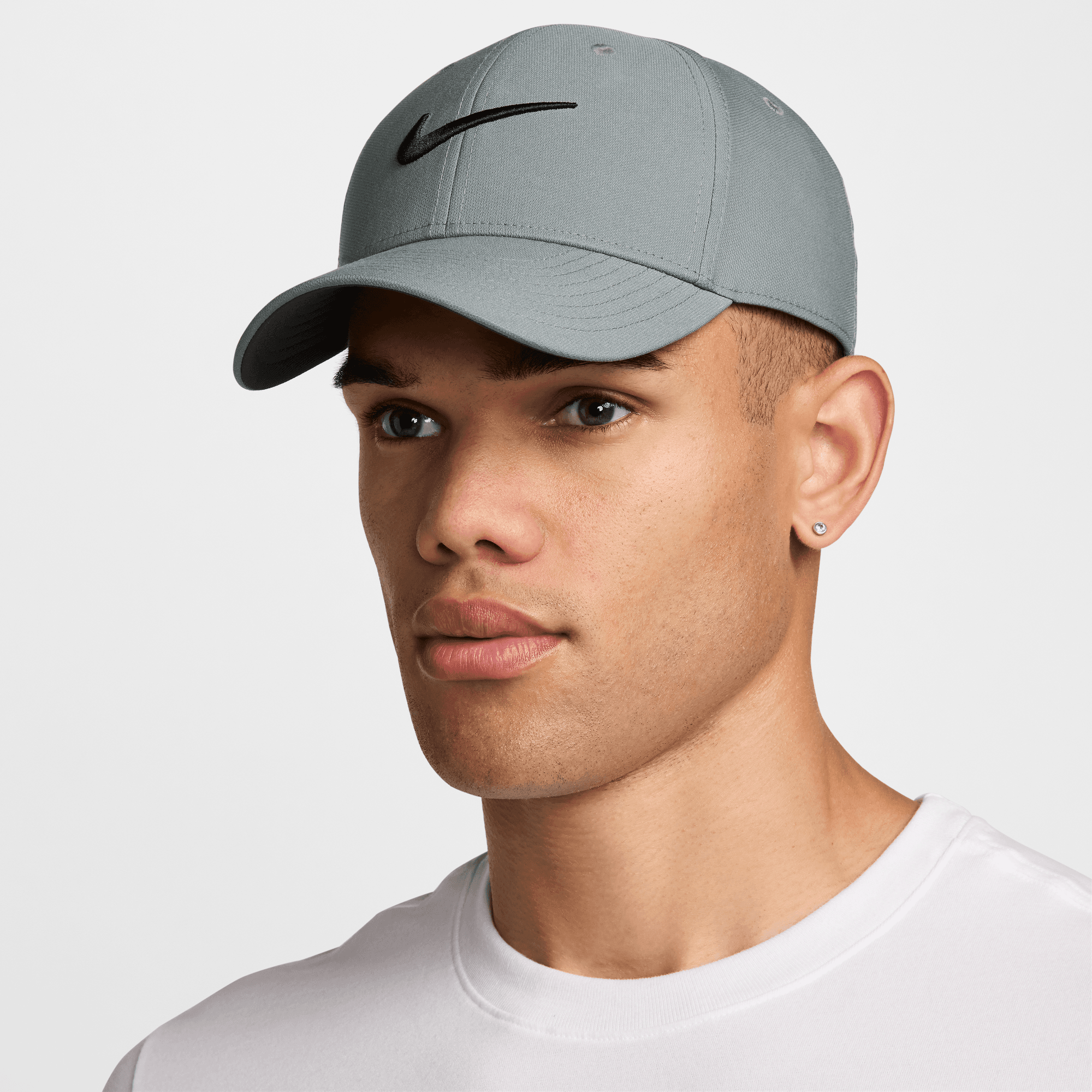 NIKE DRI-FIT CLUB STRUCTURED SWOOSH CAP