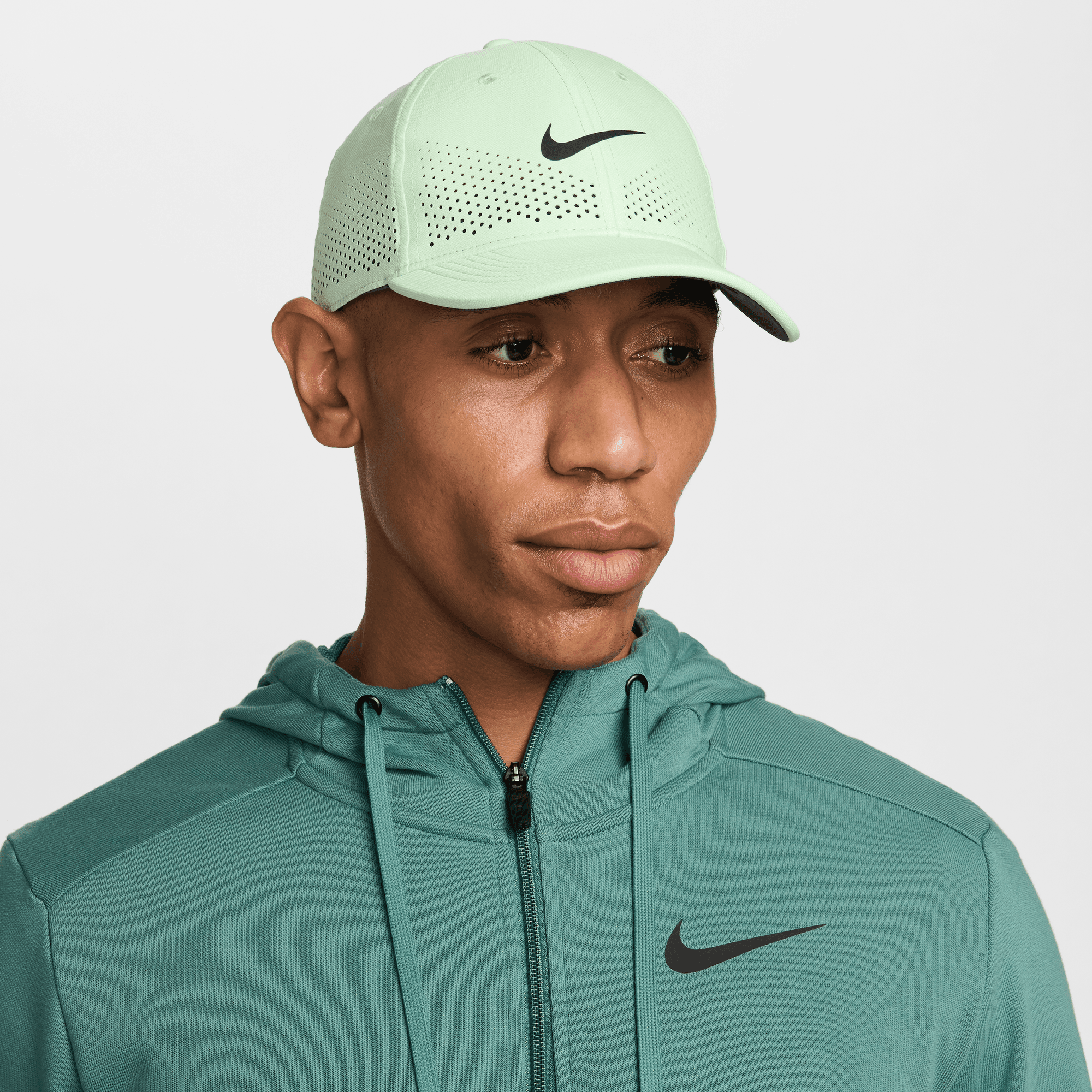 NIKE DRI-FIT ADV CLUB STRUCTURED SWOOSH CAP