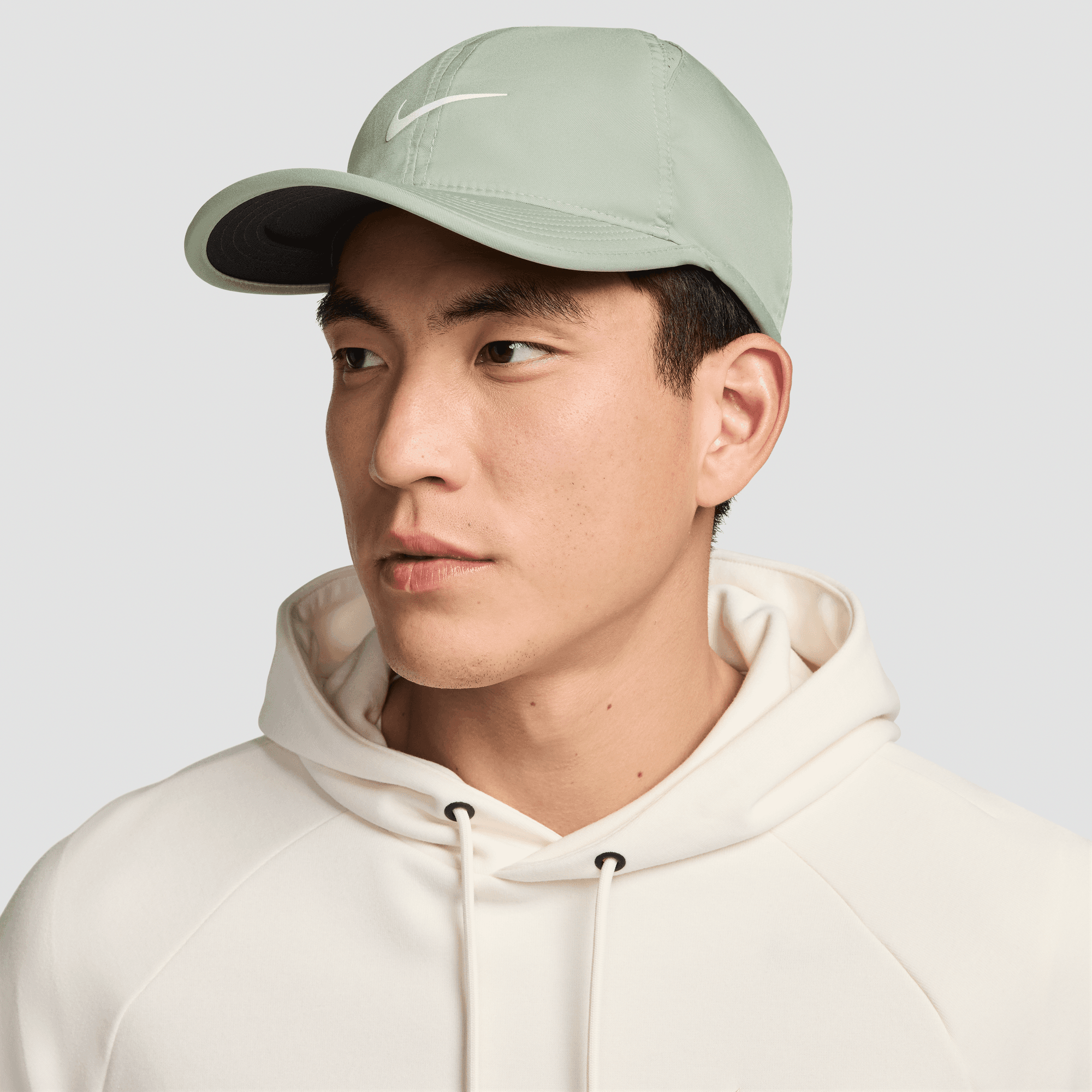 NIKE DRI-FIT CLUB UNSTRUCTURED FEATHERLIGHT CAP