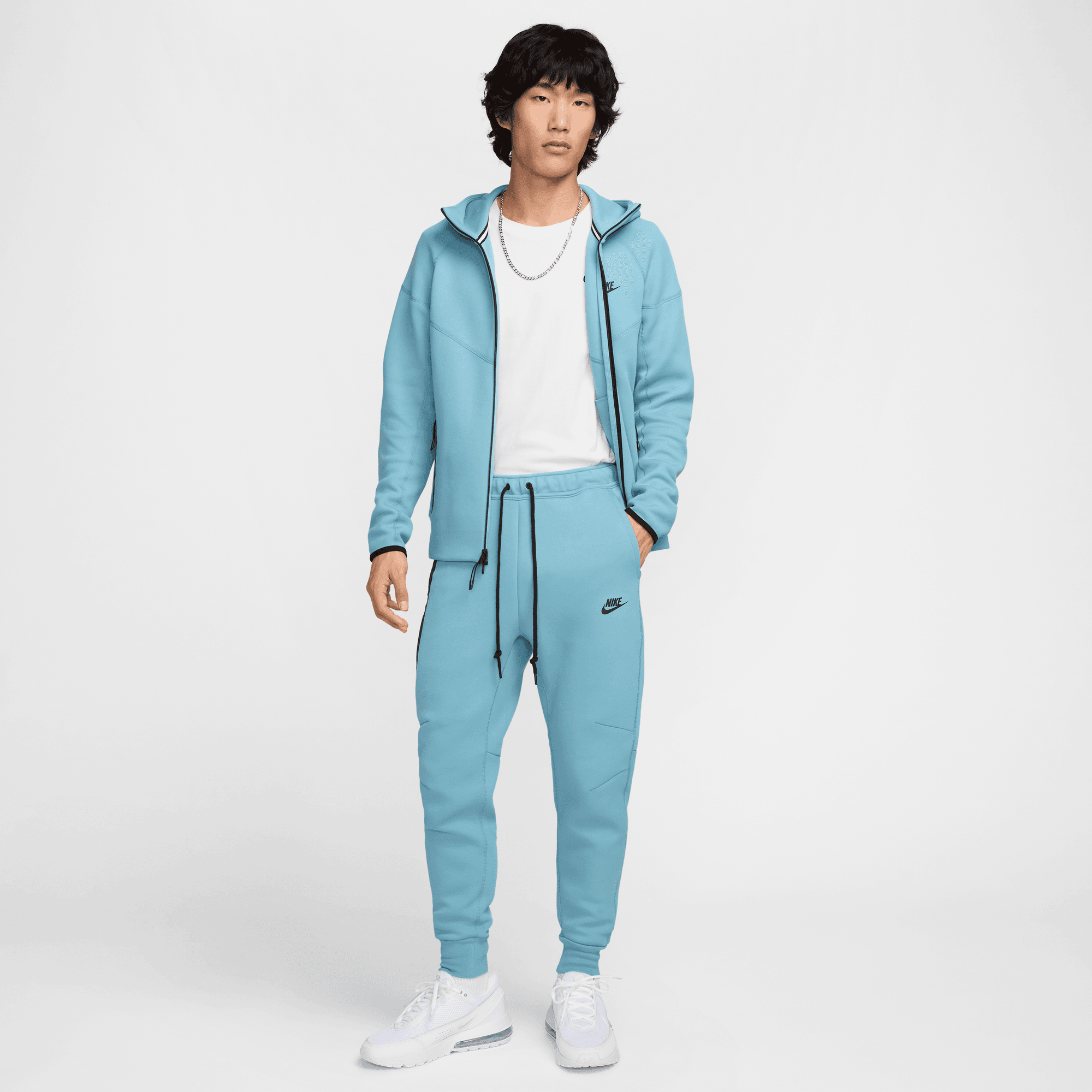 Nike tech fleece hoodie slim fit sale