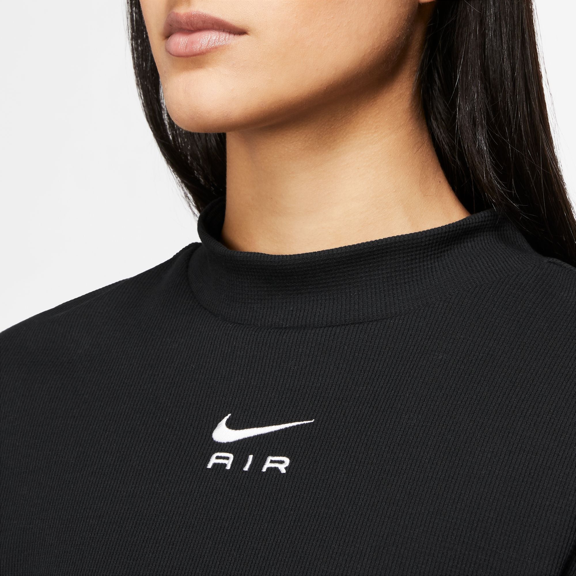 ﻿NIKE AIR ﻿WOMEN'S SHORT-SLEEVE CROPPED TOP ﻿BLACK/WHITE – Park Access