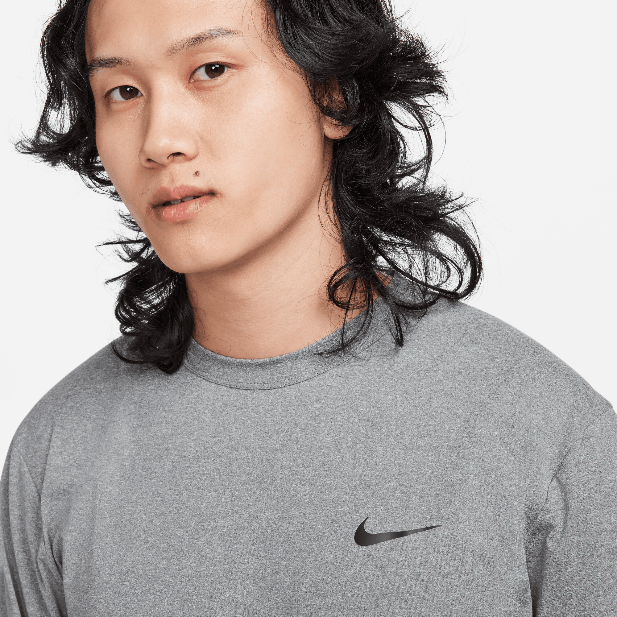 NIKE DRI-FIT UV HYVERSE MEN'S LONG-SLEEVE FITNESS TOP