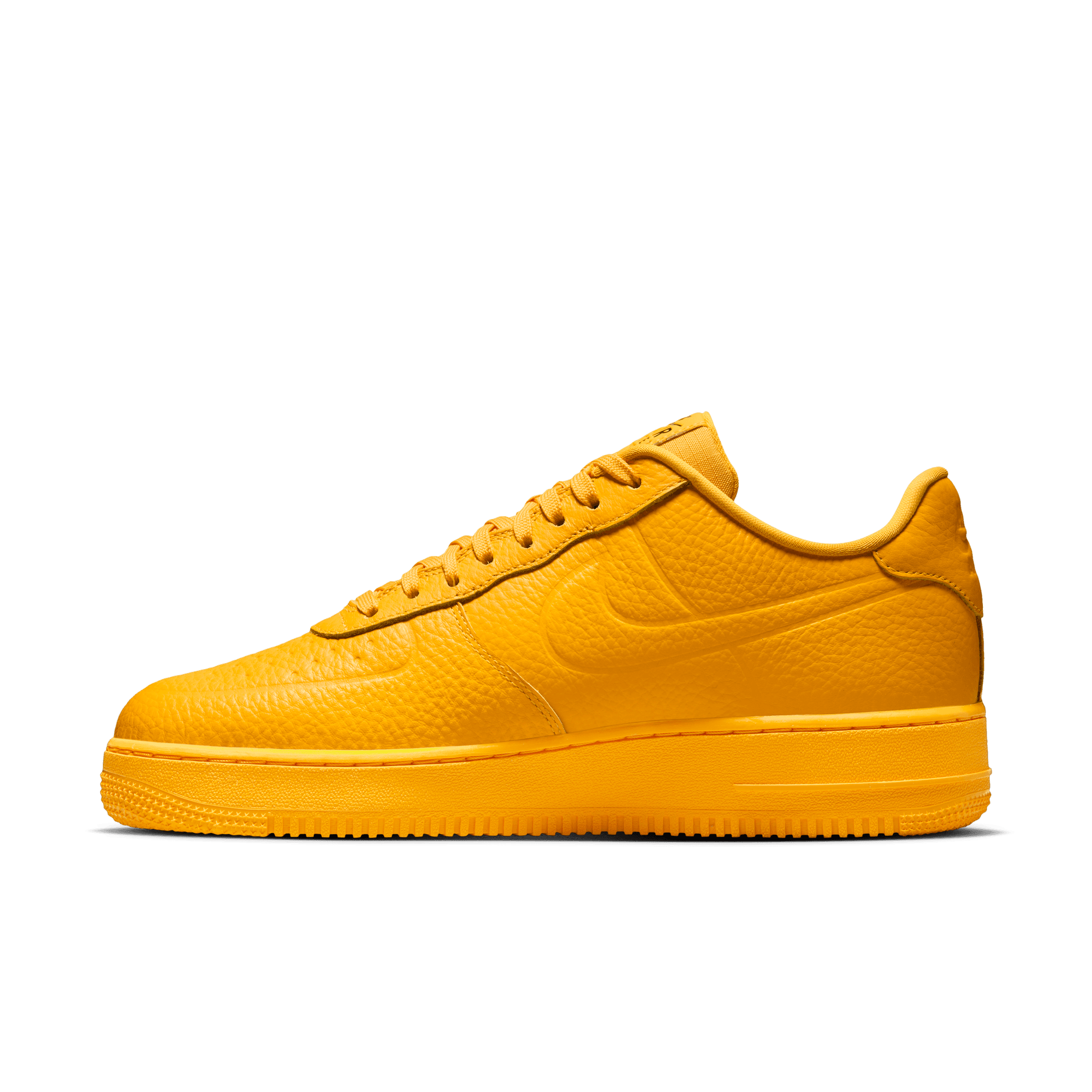 AIR FORCE 1 07 PRO TECH WP UNIVERSITY GOLD UNIVERSITY GOLD Park