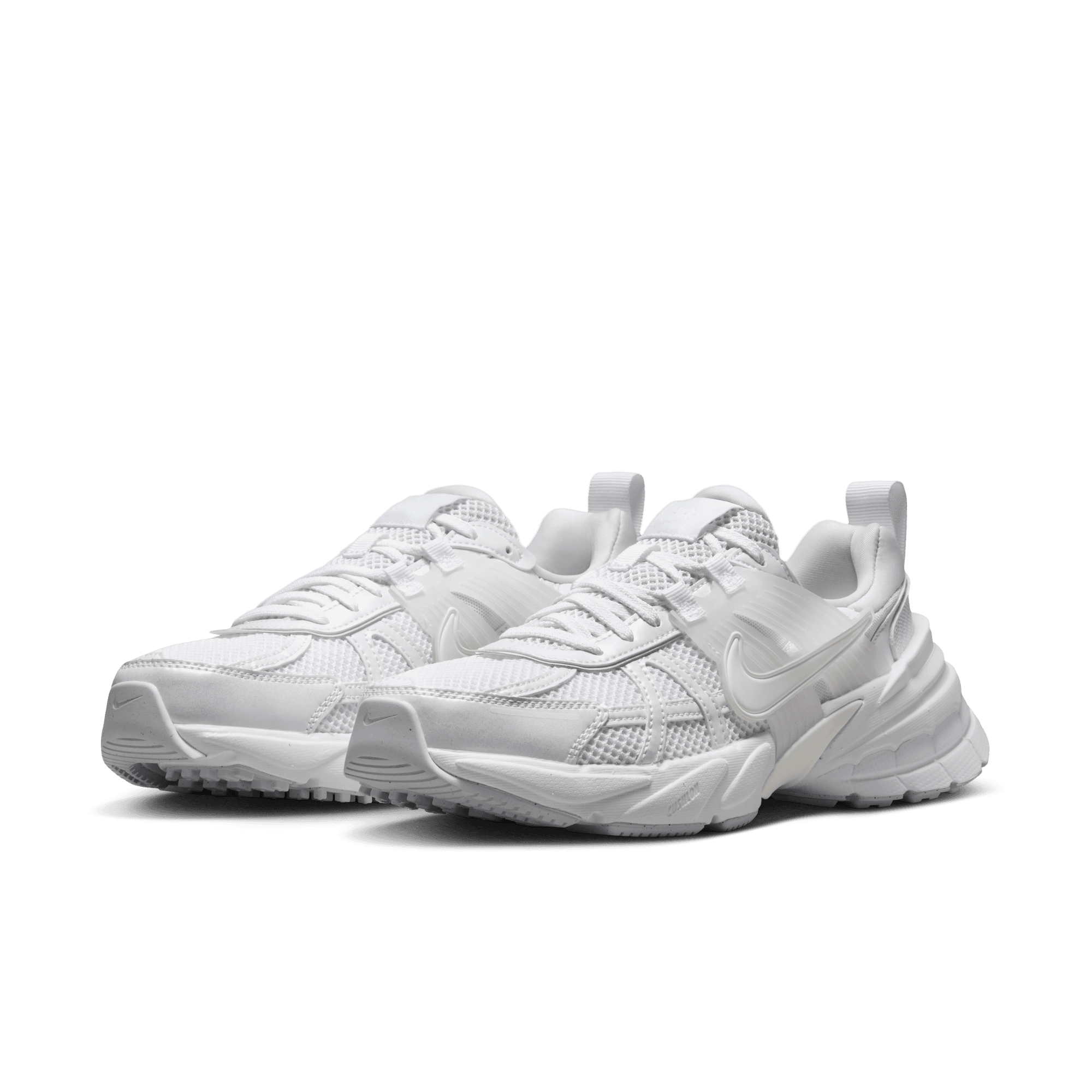 NIKE V2K RUN WOMEN'S SHOES